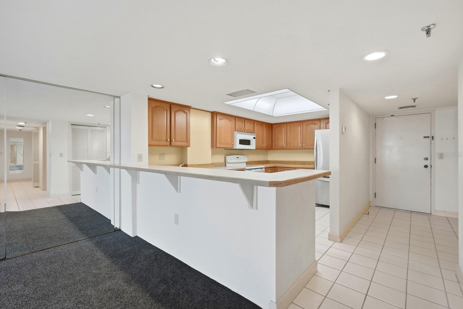 Image 23 of 40 For 1513 Ocean Shore Boulevard 4e