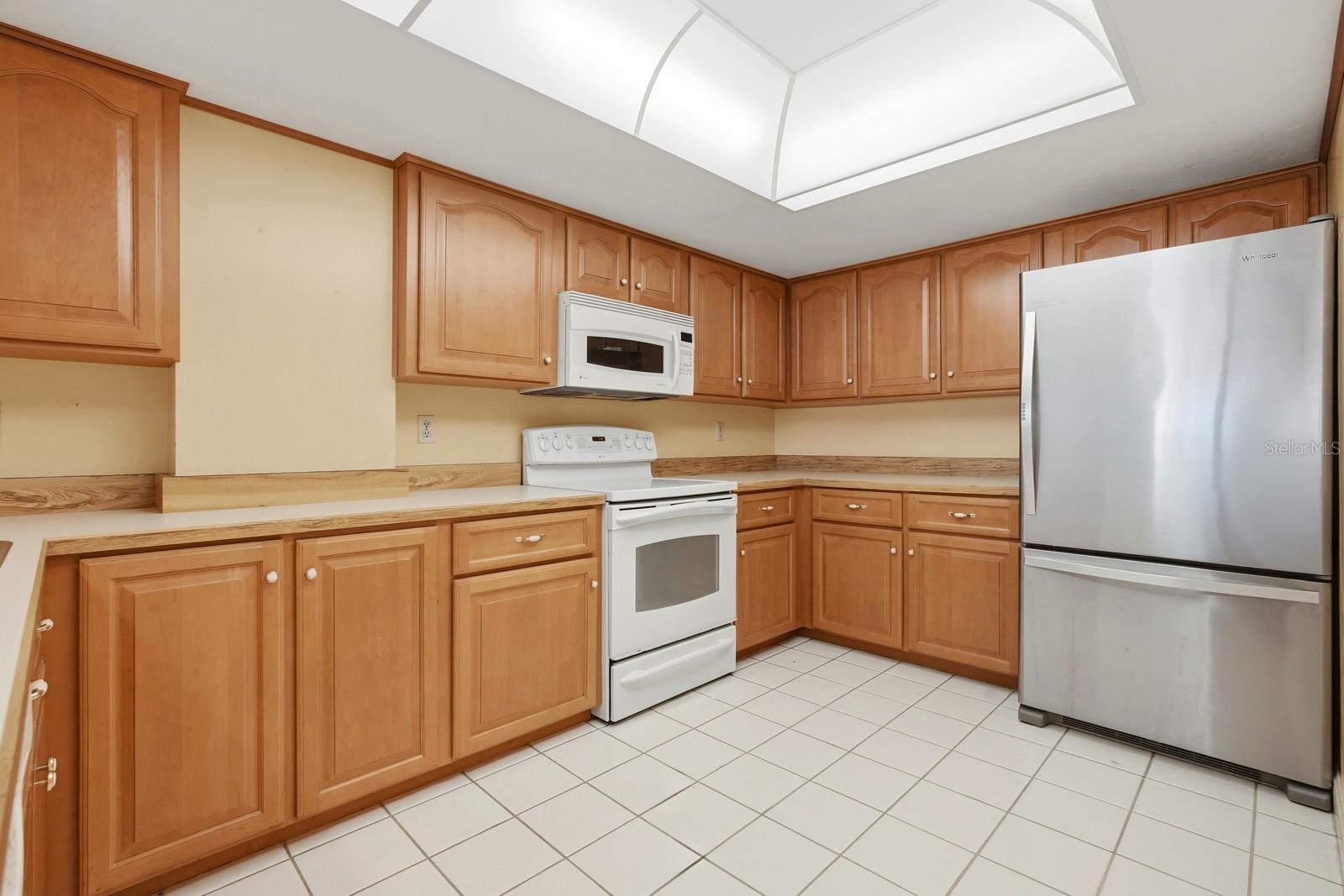 Image 4 of 40 For 1513 Ocean Shore Boulevard 4e