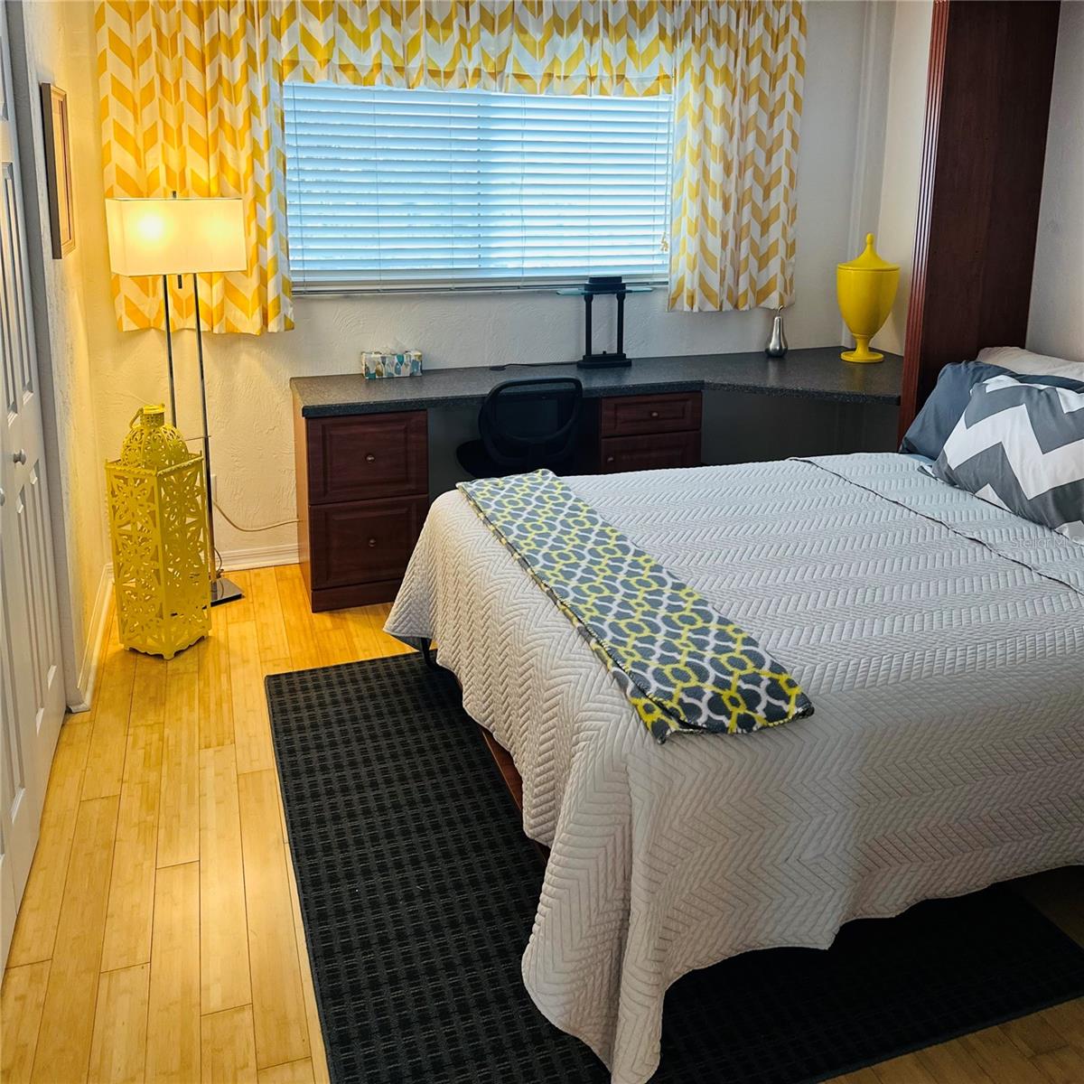 Image 13 of 21 For 145 Halifax Avenue 405