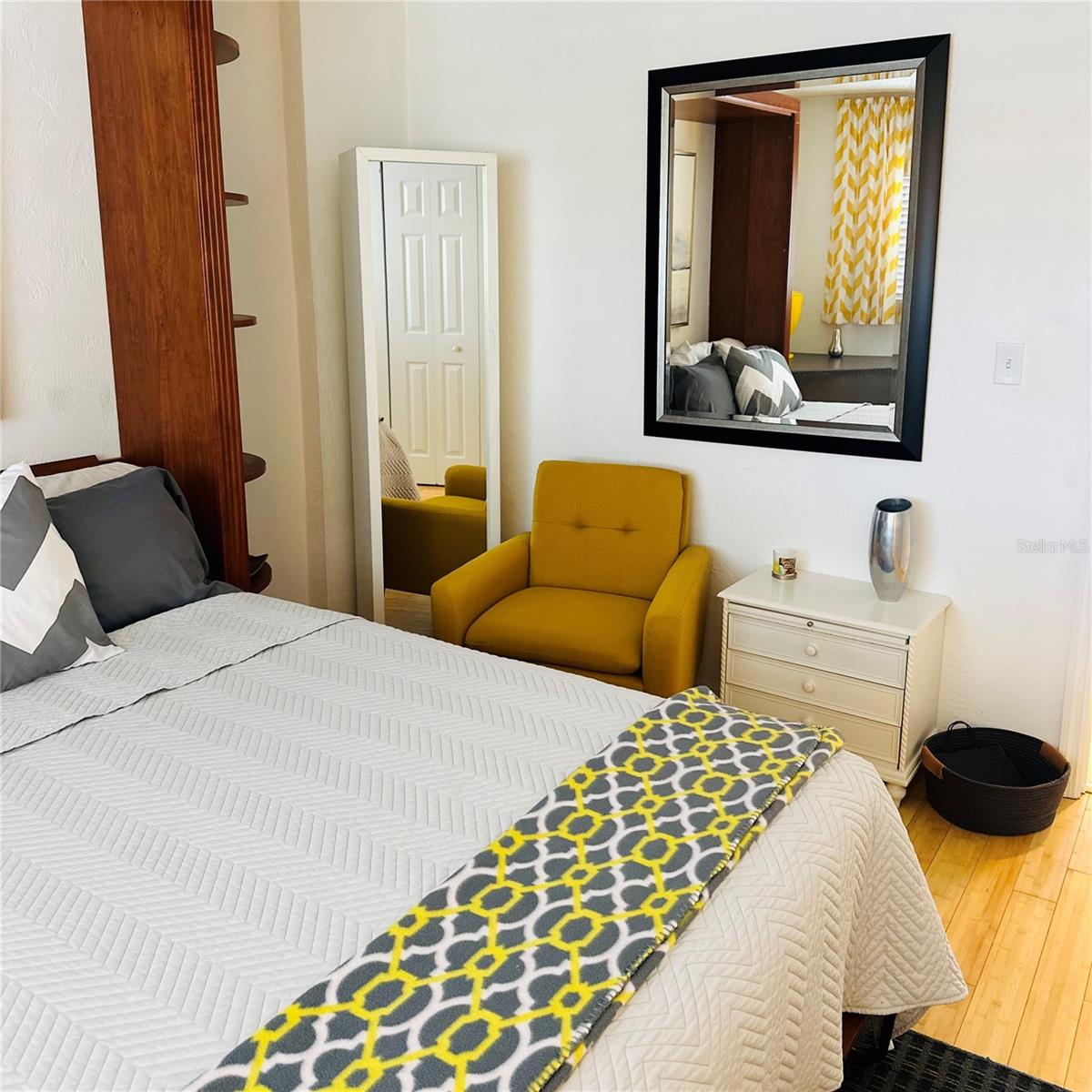 Image 14 of 21 For 145 Halifax Avenue 405