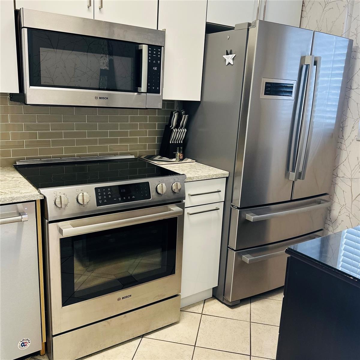 Image 5 of 21 For 145 Halifax Avenue 405