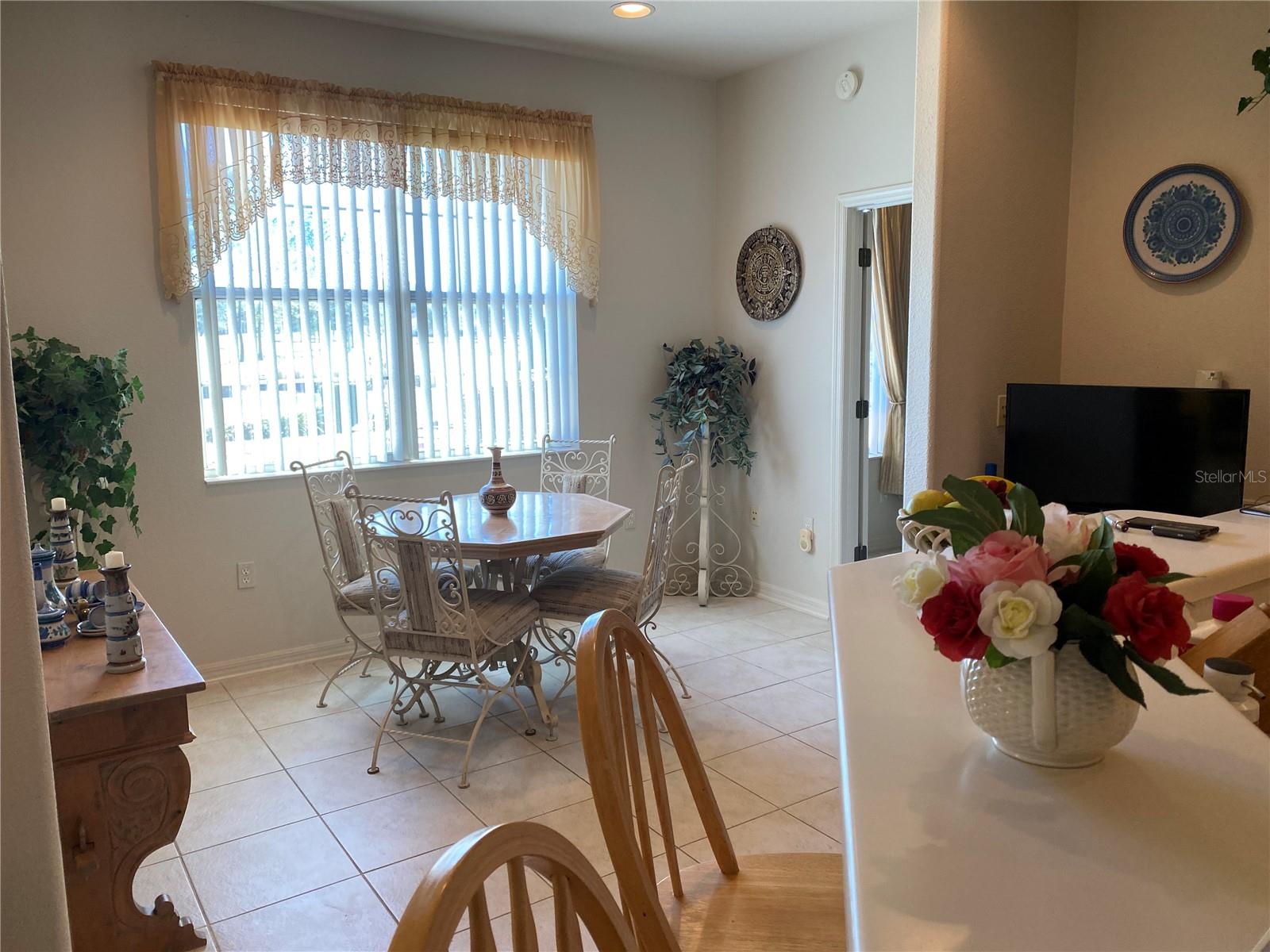 Image 12 of 47 For 8464 82nd Circle