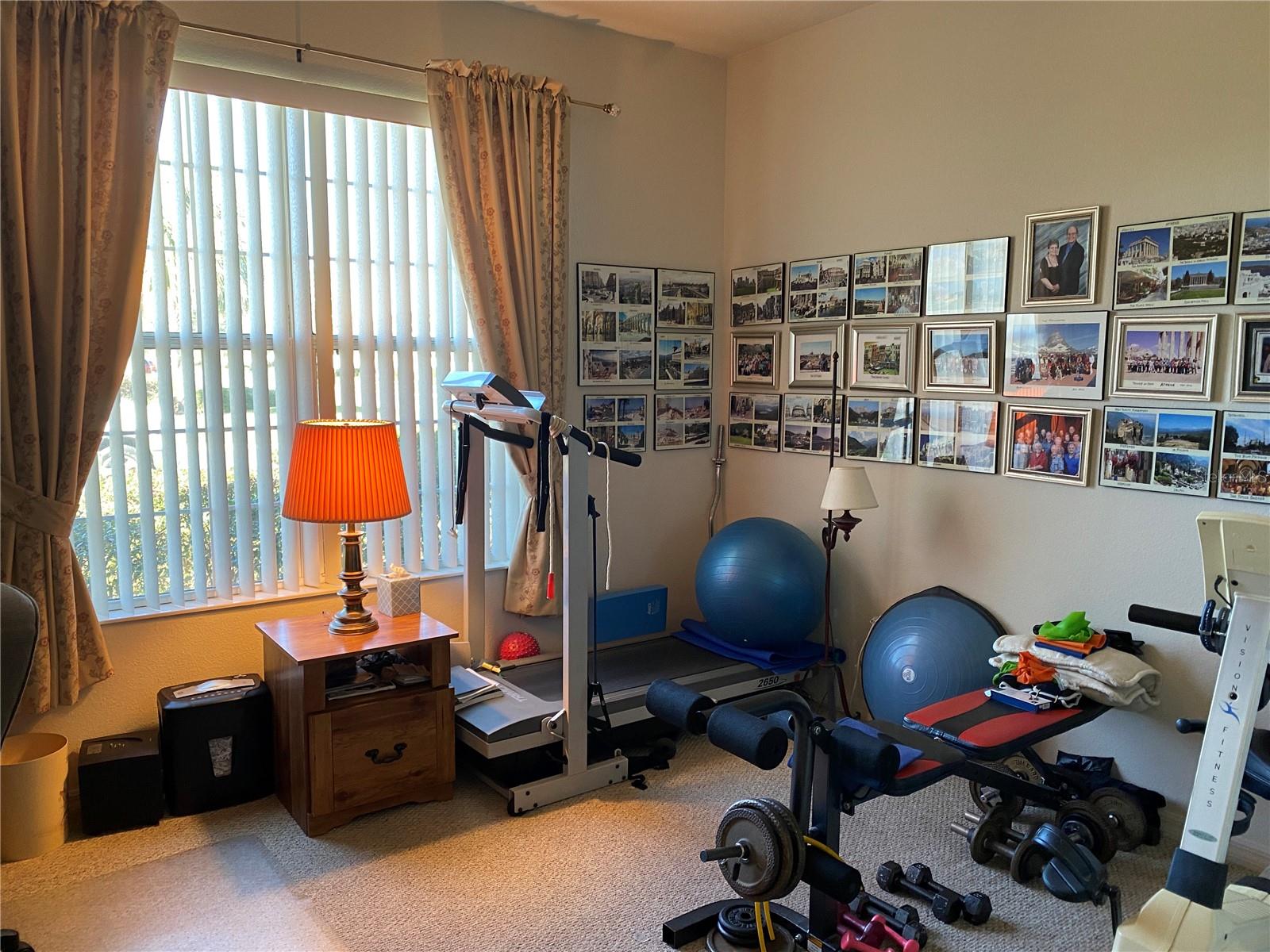 Image 24 of 47 For 8464 82nd Circle