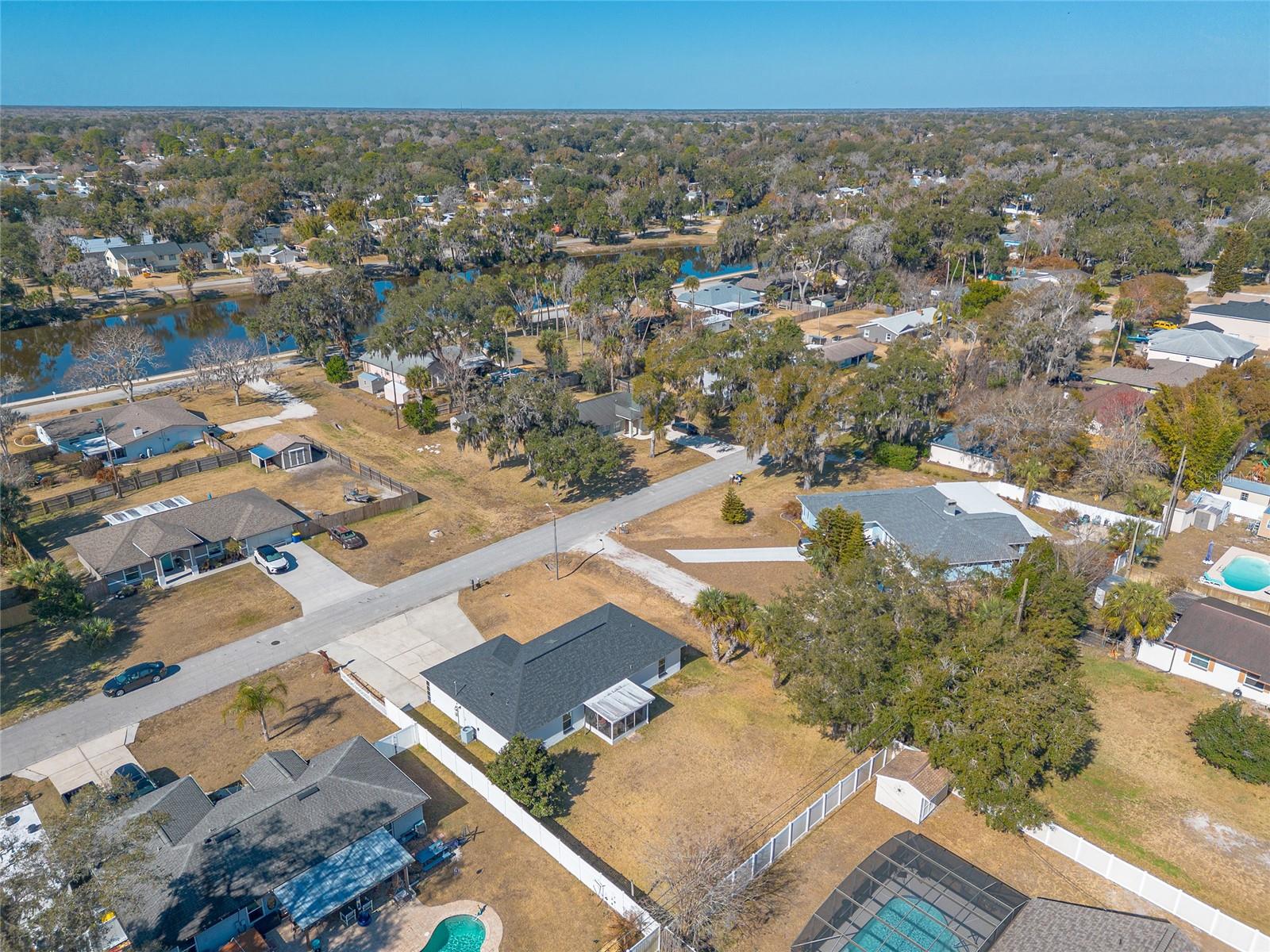 Image 29 of 33 For 2803 Kumquat Drive