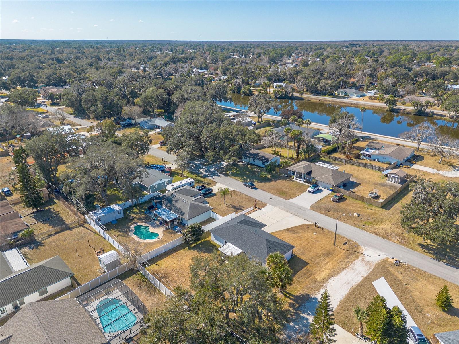 Image 31 of 33 For 2803 Kumquat Drive