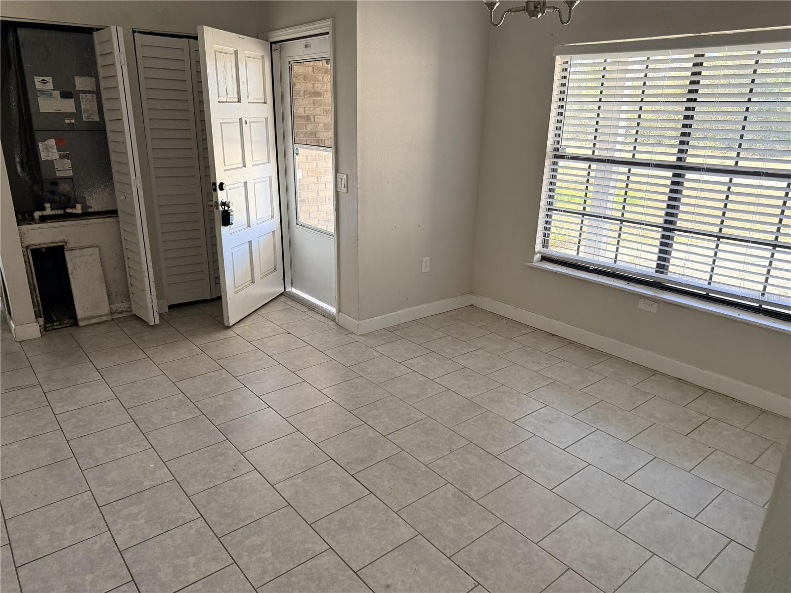 Image 7 of 15 For 3280 Shingler Terrace