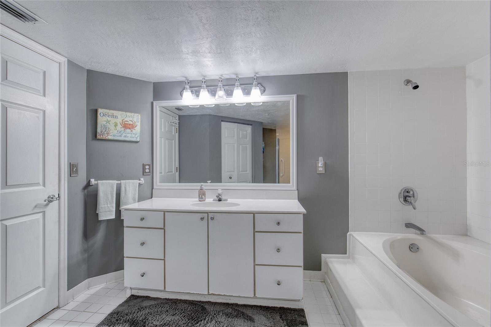 Image 61 of 92 For 1 John Anderson Drive 3010