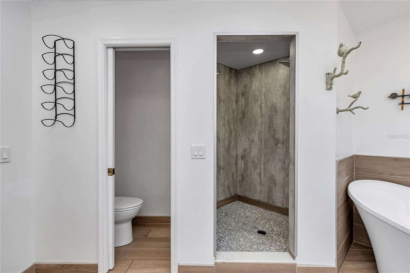 Image 24 of 45 For 2319 30th Place