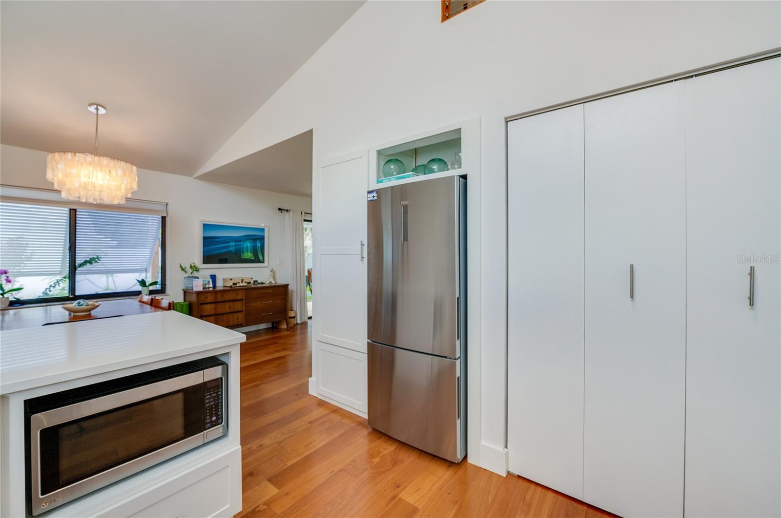 Image 10 of 33 For 4712 Dixie Drive