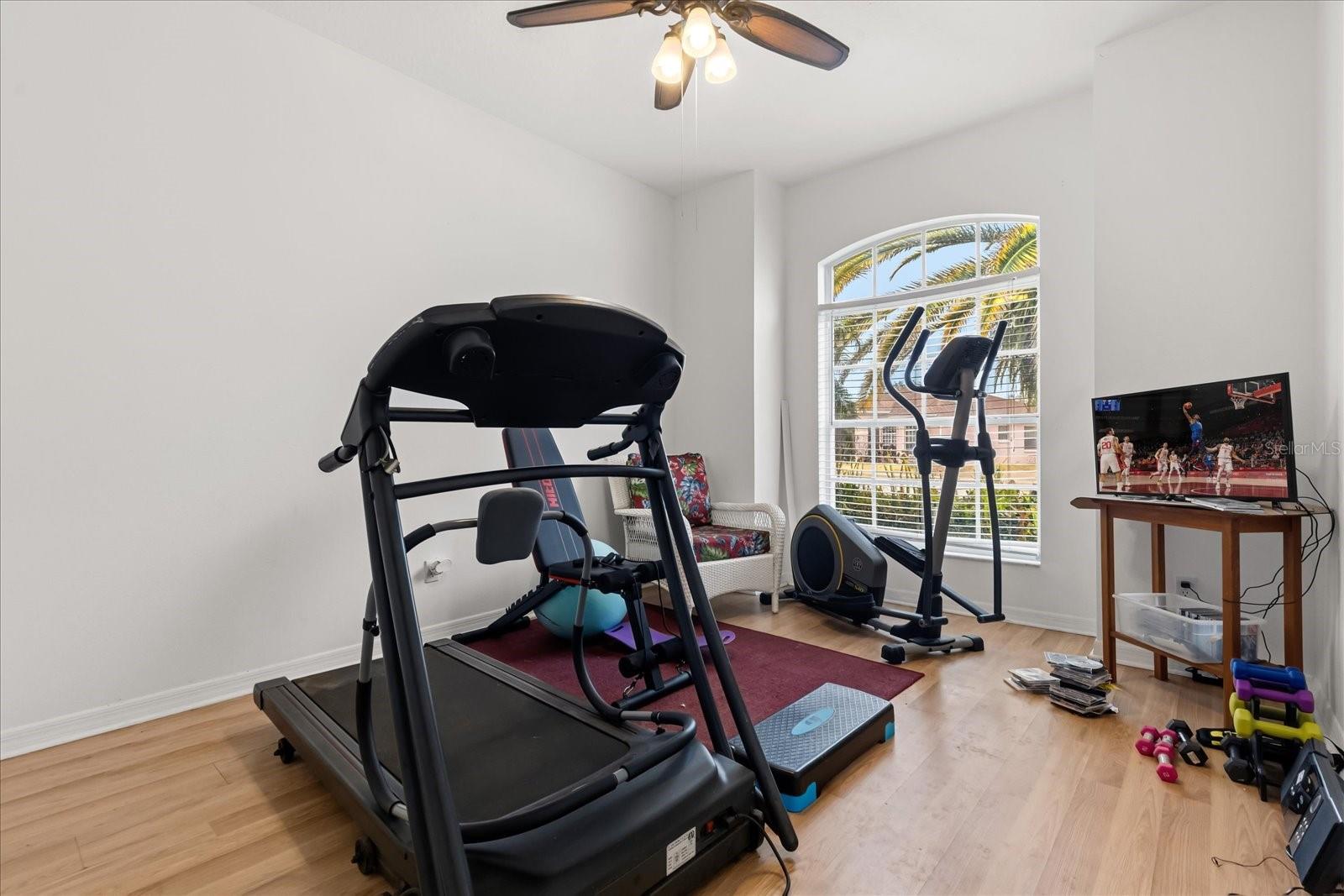 Image 18 of 38 For 16413 Arrowhead Trail