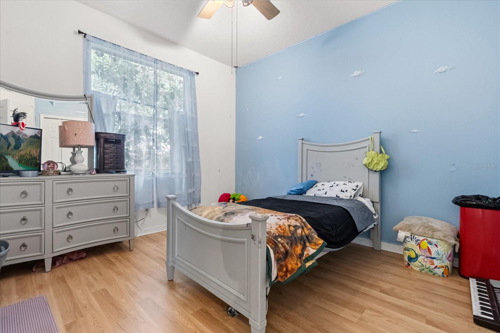 Image 21 of 38 For 16413 Arrowhead Trail