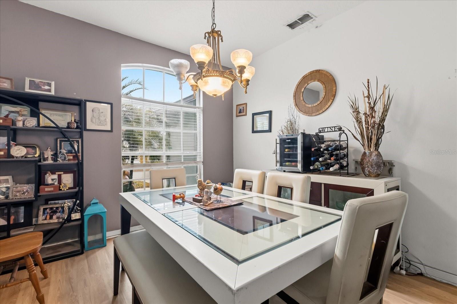 Image 5 of 38 For 16413 Arrowhead Trail