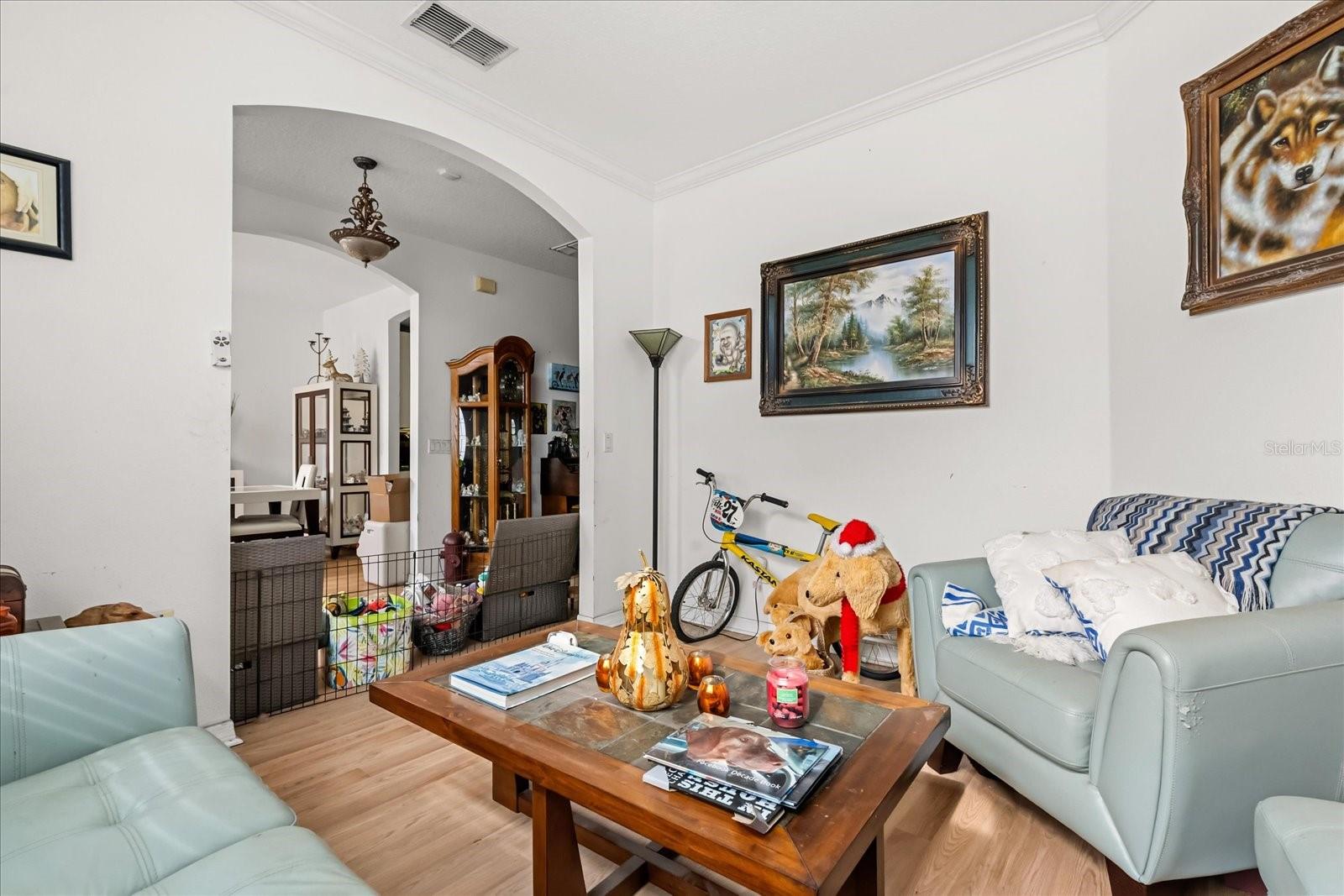 Image 7 of 38 For 16413 Arrowhead Trail