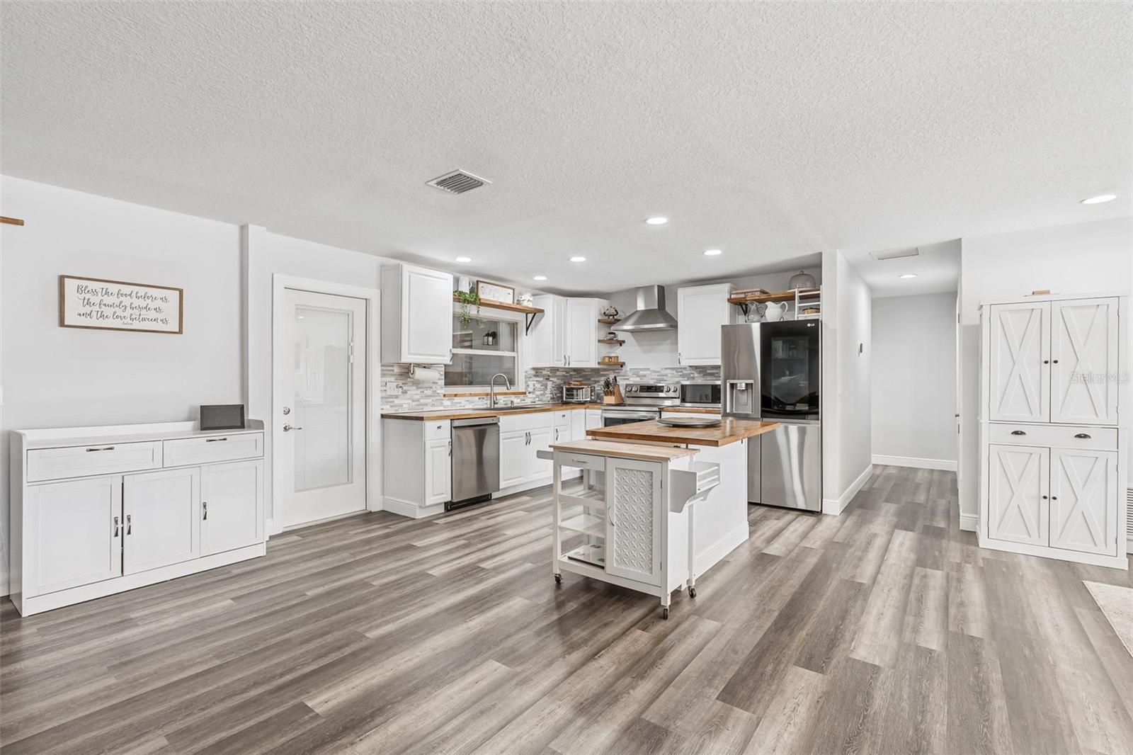 Image 11 of 47 For 611 Little Wekiva Road