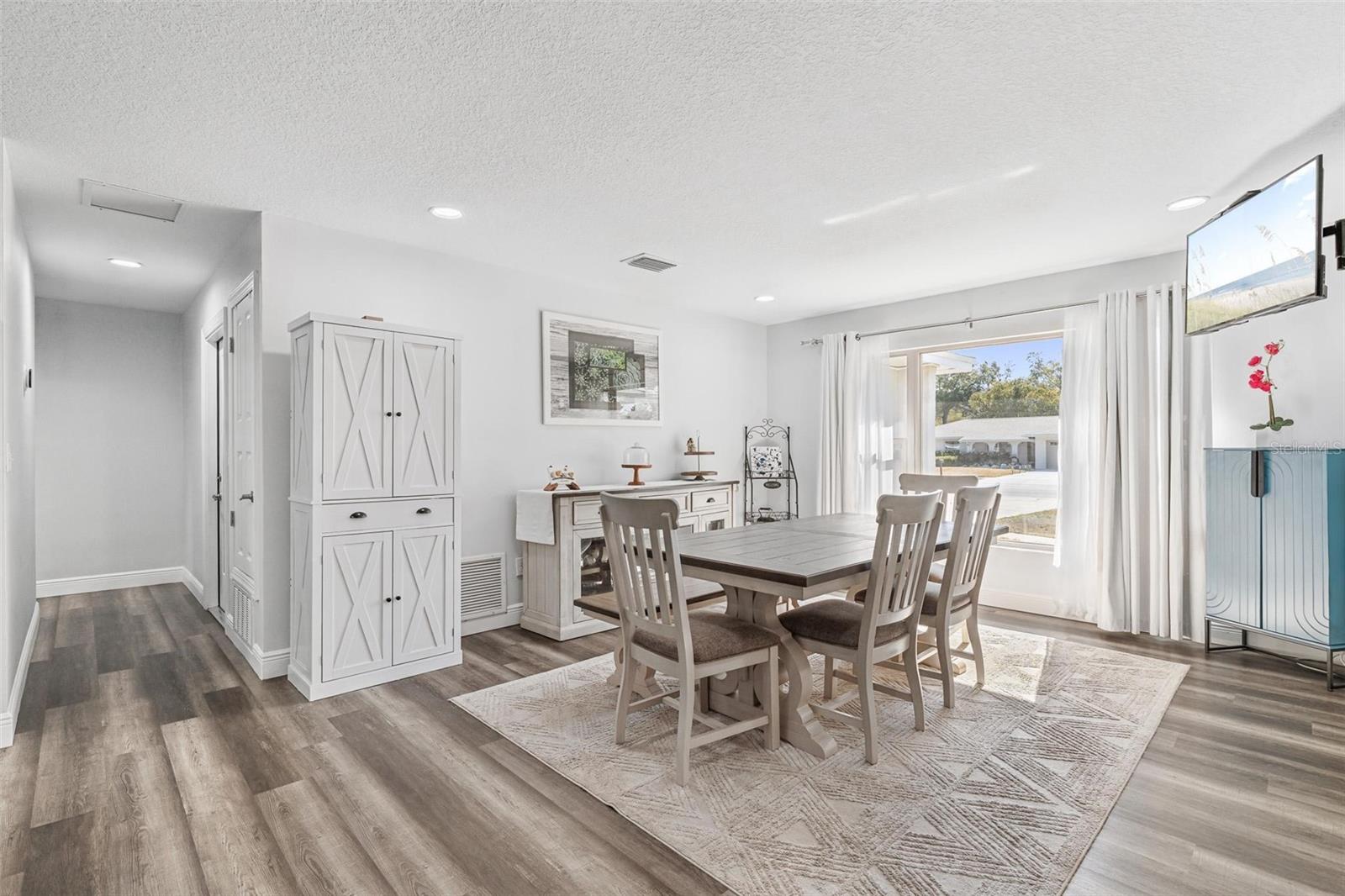 Image 16 of 47 For 611 Little Wekiva Road