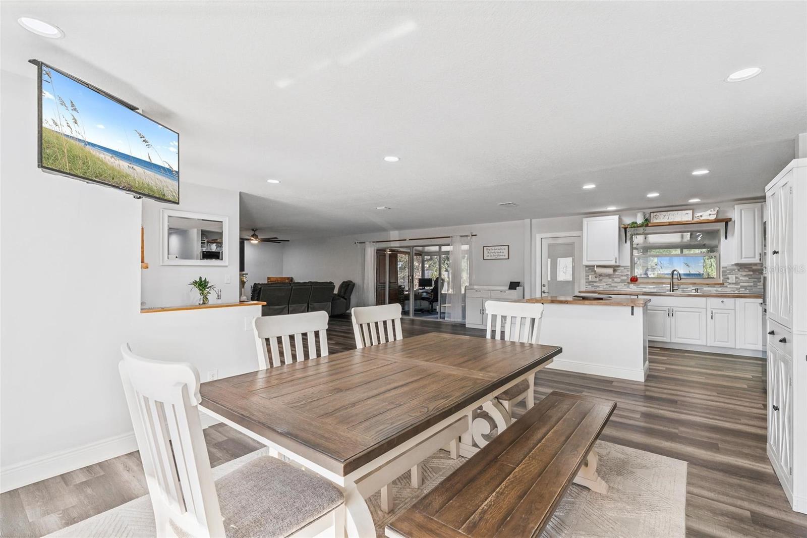 Image 26 of 47 For 611 Little Wekiva Road