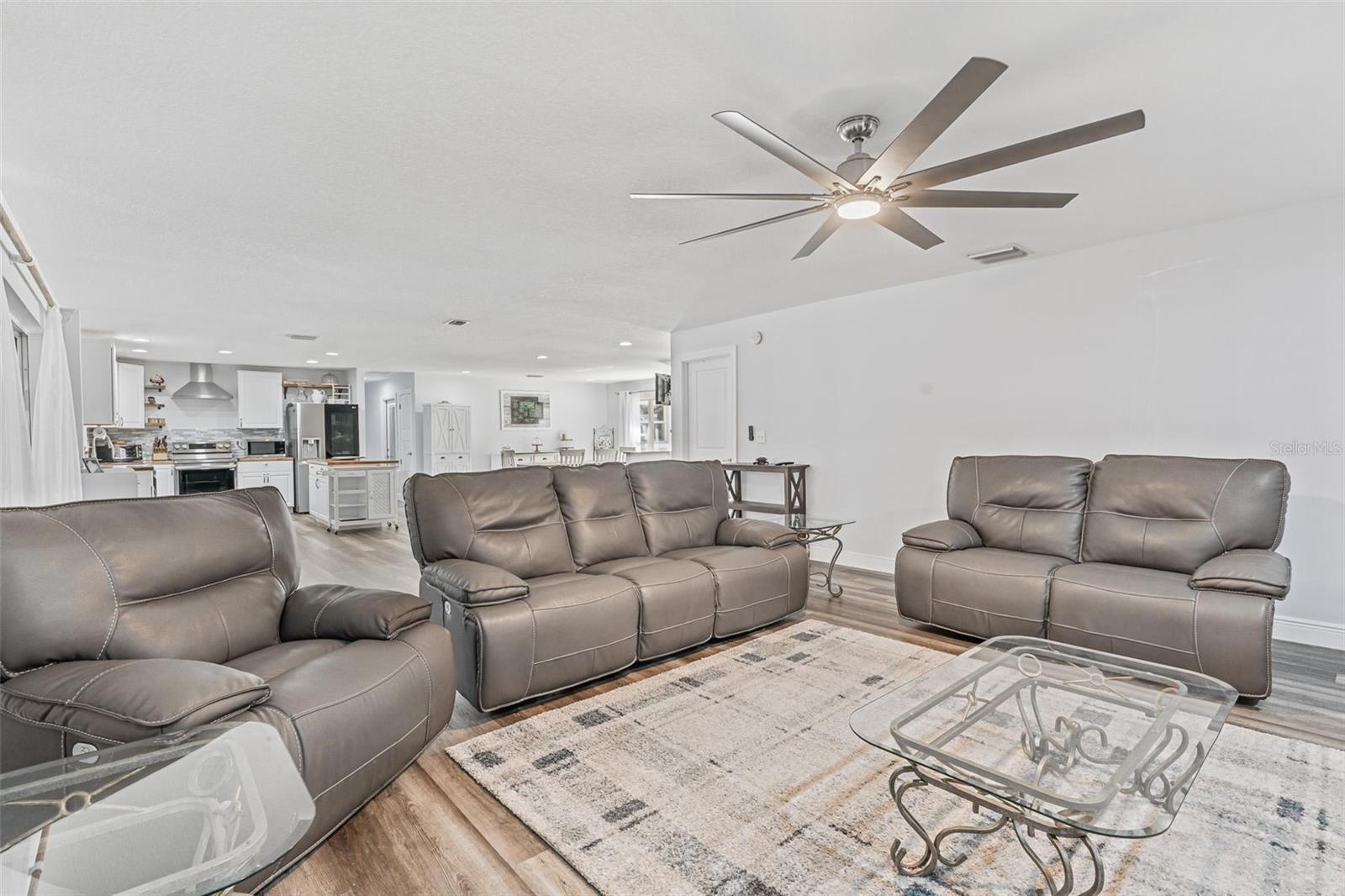 Image 9 of 47 For 611 Little Wekiva Road