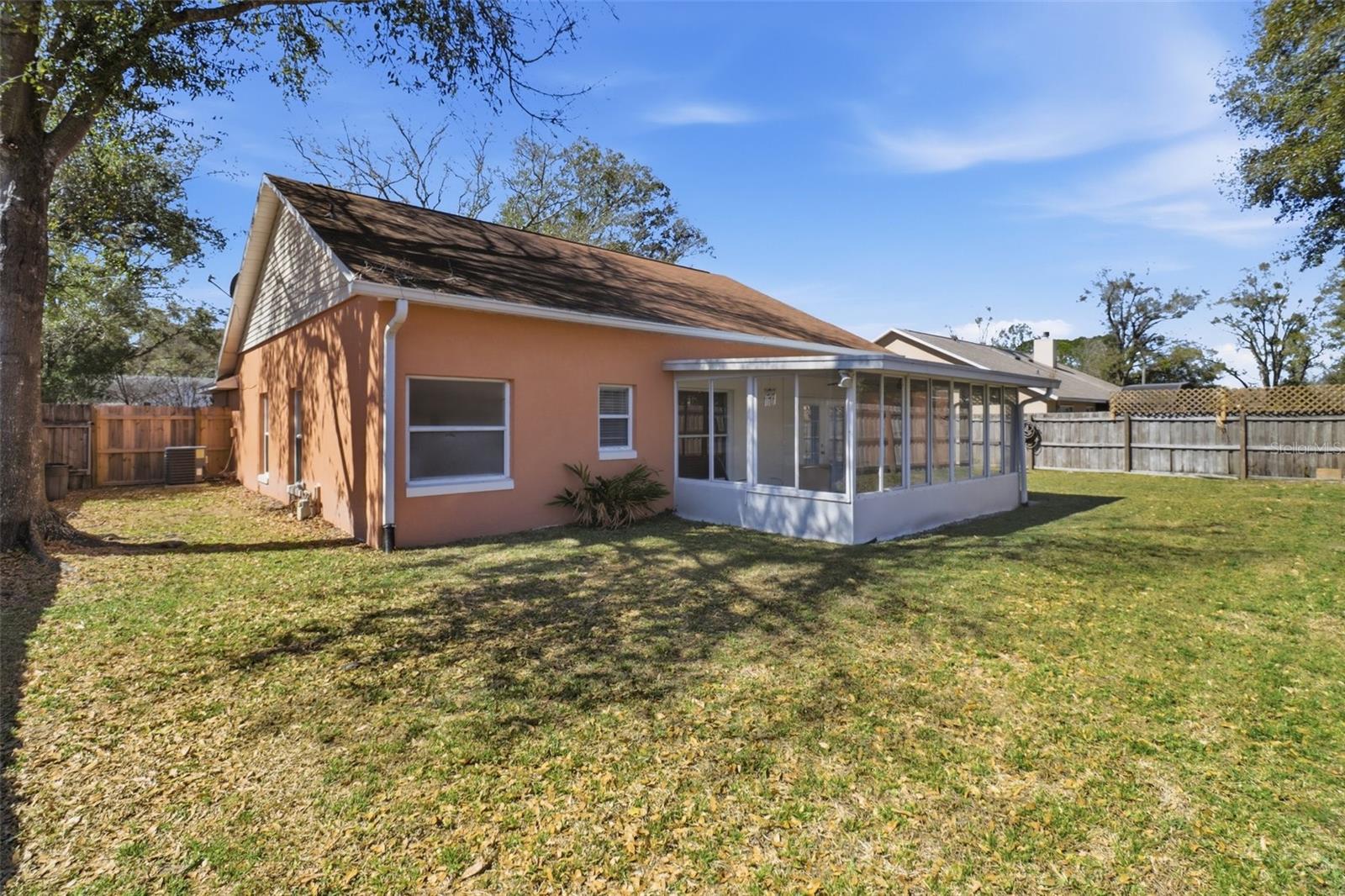 Image 27 of 34 For 1435 Hensley Drive