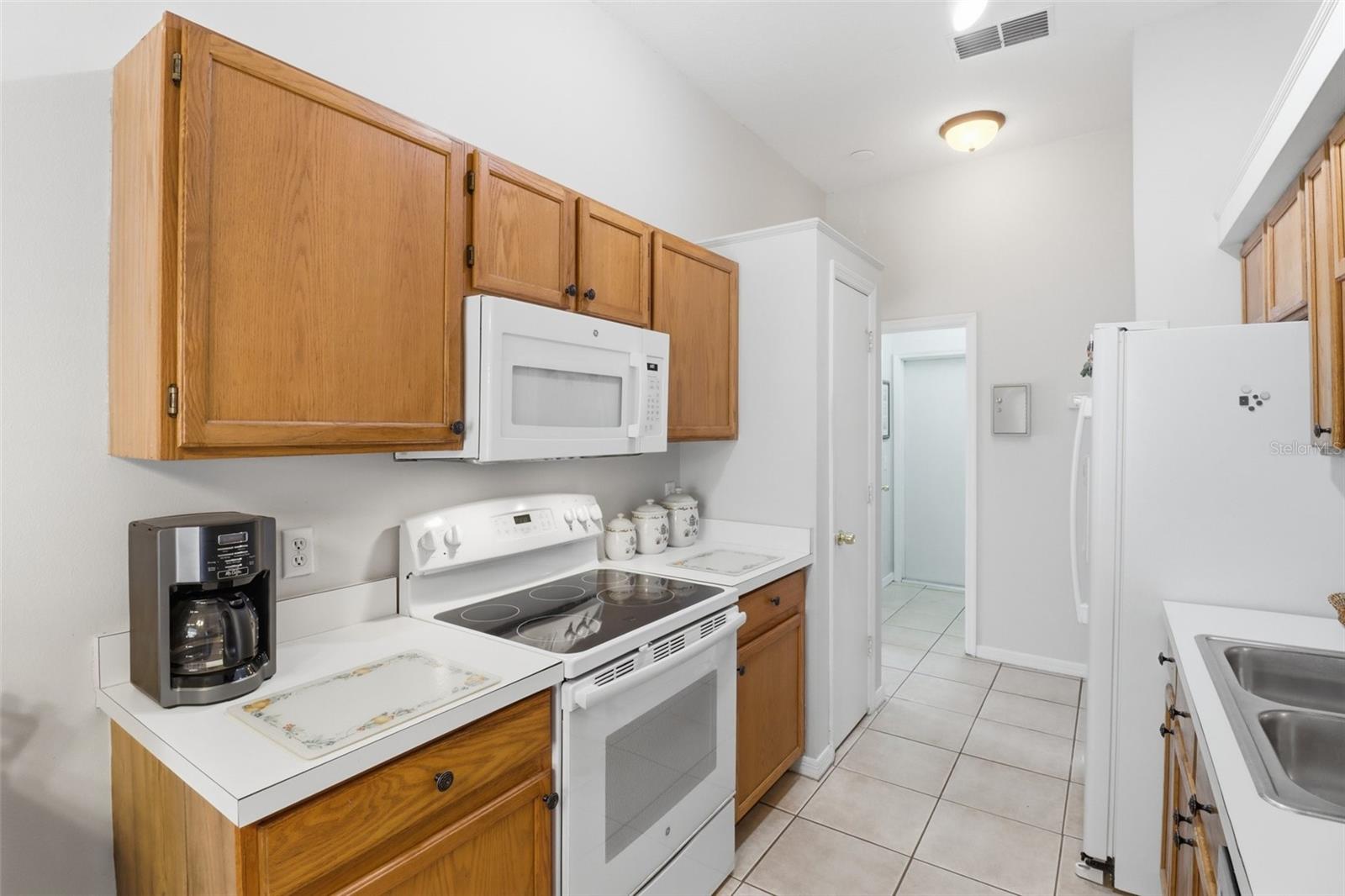 Image 9 of 34 For 1435 Hensley Drive