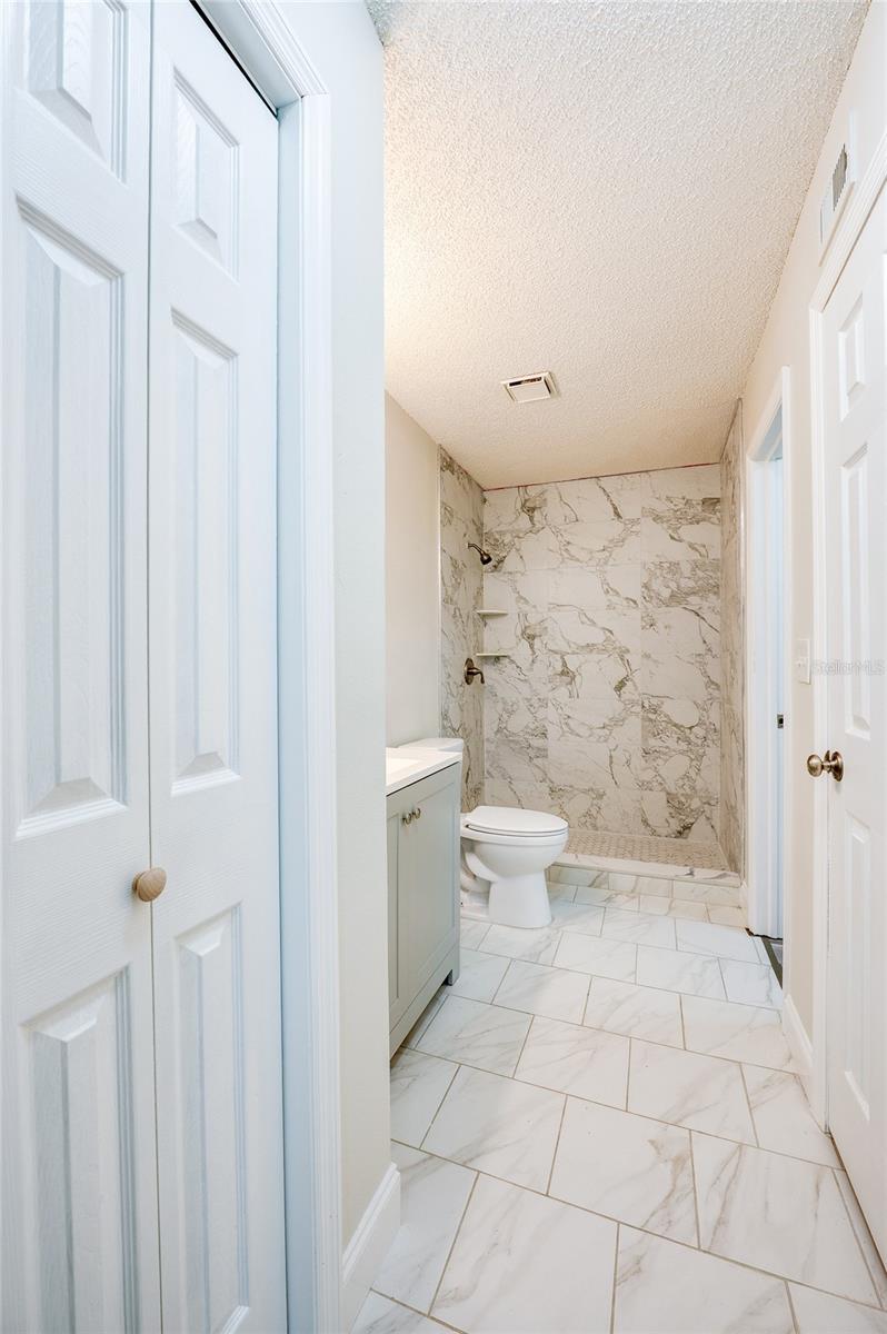 Image 22 of 25 For 1600 Big Tree Road H3