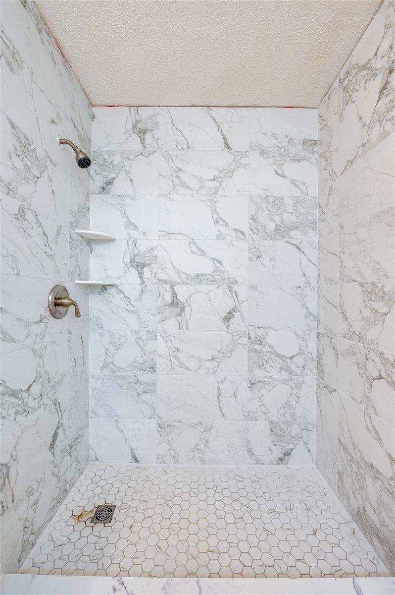 Image 24 of 25 For 1600 Big Tree Road H3