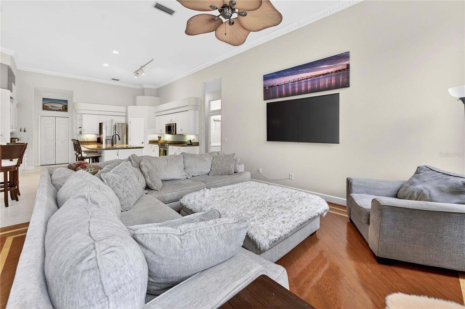 Image 32 of 51 For 6111 Oxbow Bend Lane