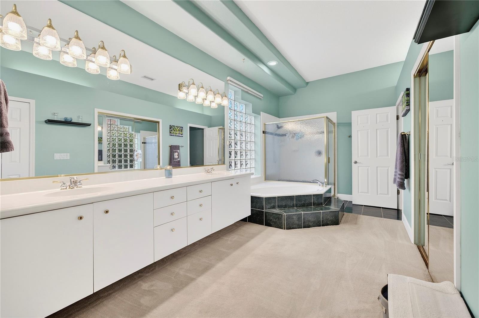 Image 36 of 51 For 6111 Oxbow Bend Lane