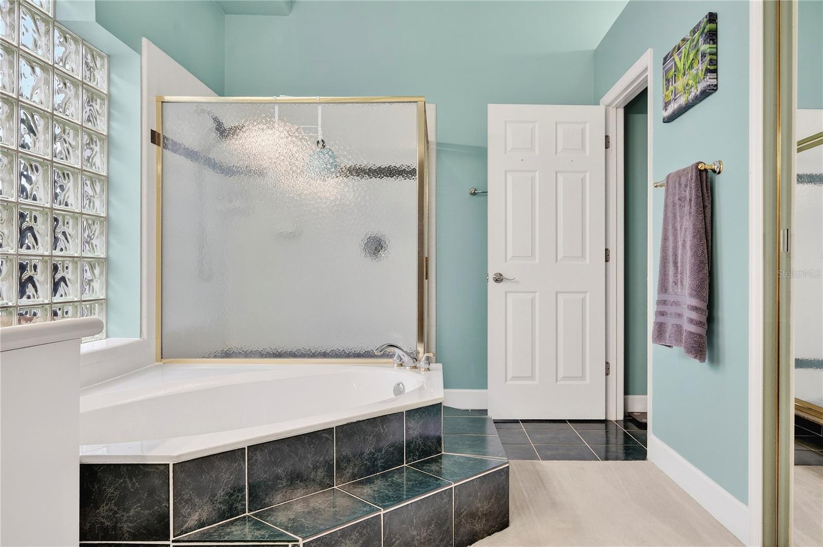 Image 38 of 51 For 6111 Oxbow Bend Lane