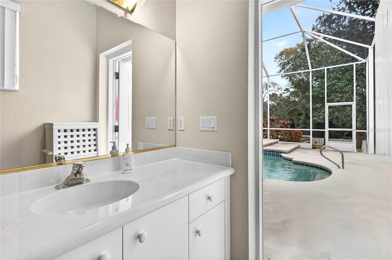 Image 6 of 51 For 6111 Oxbow Bend Lane