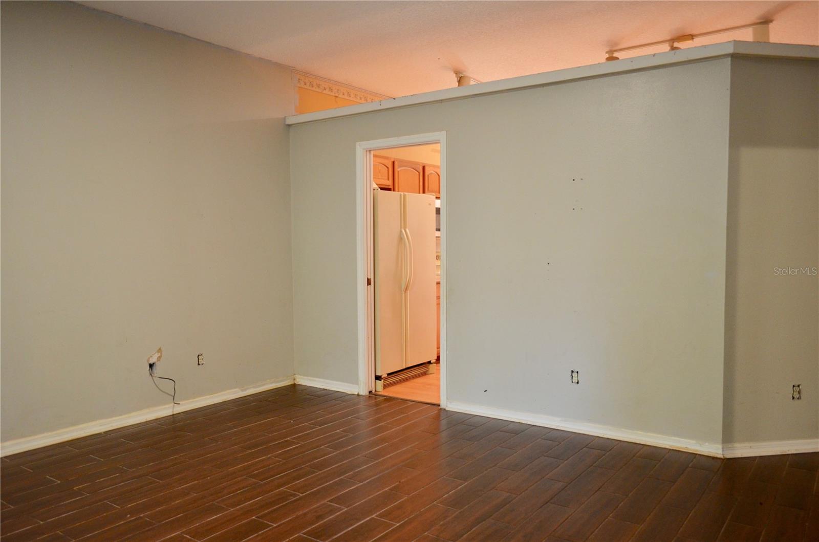 Image 11 of 20 For 1134 Dekleva Drive