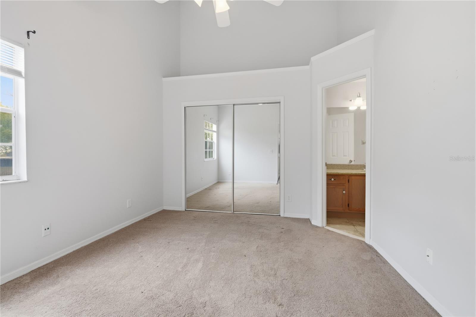 Image 18 of 33 For 949 Bird Bay Court 201