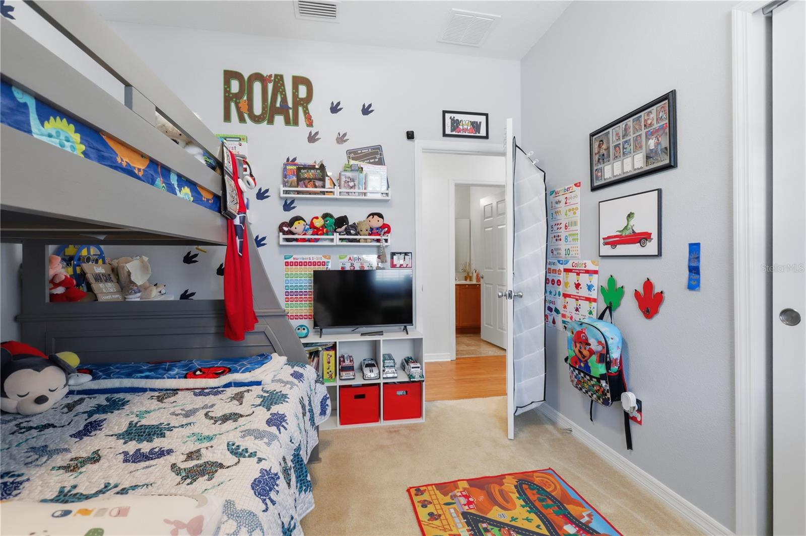 Image 26 of 38 For 129 Alexandria Circle