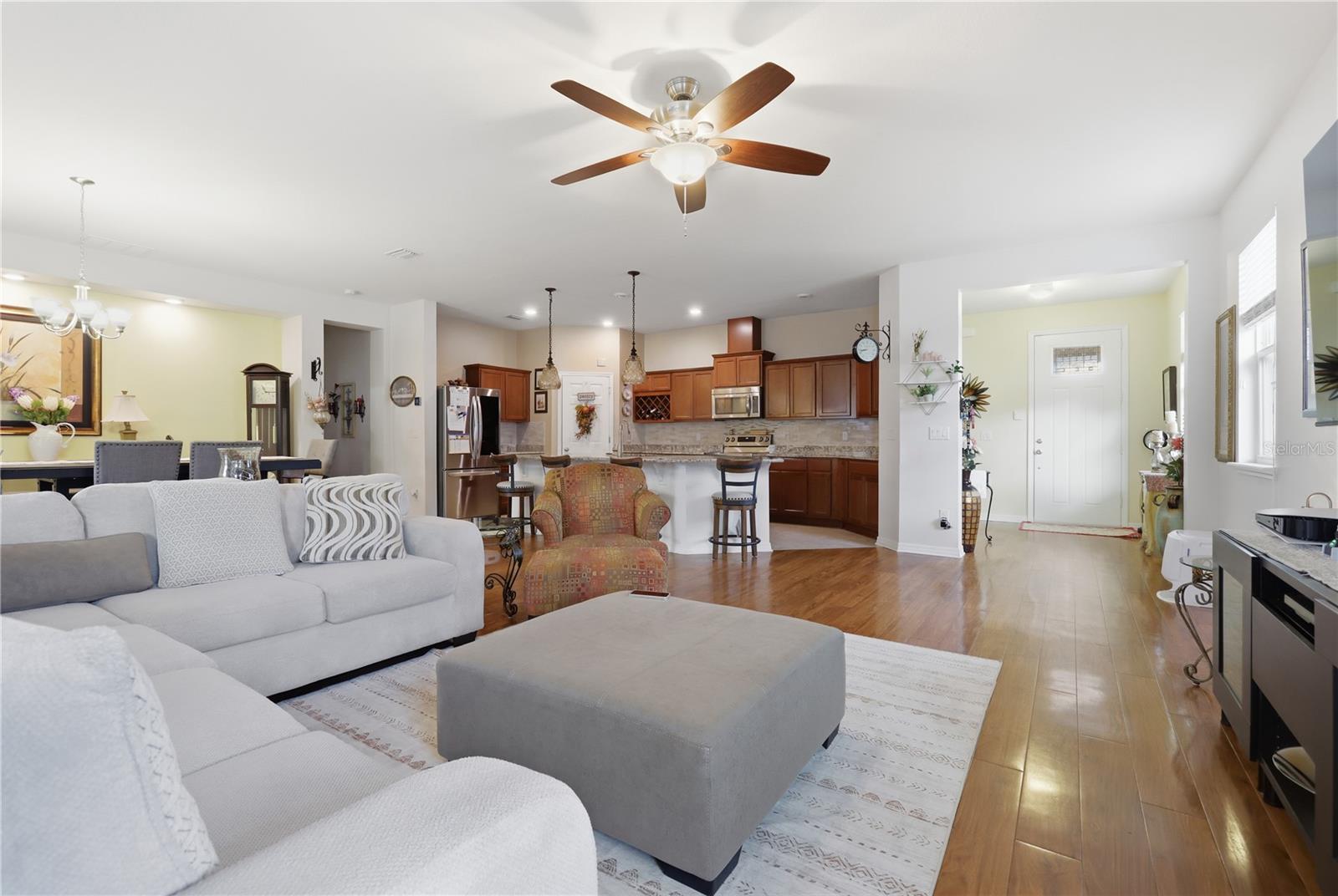 Image 9 of 38 For 129 Alexandria Circle