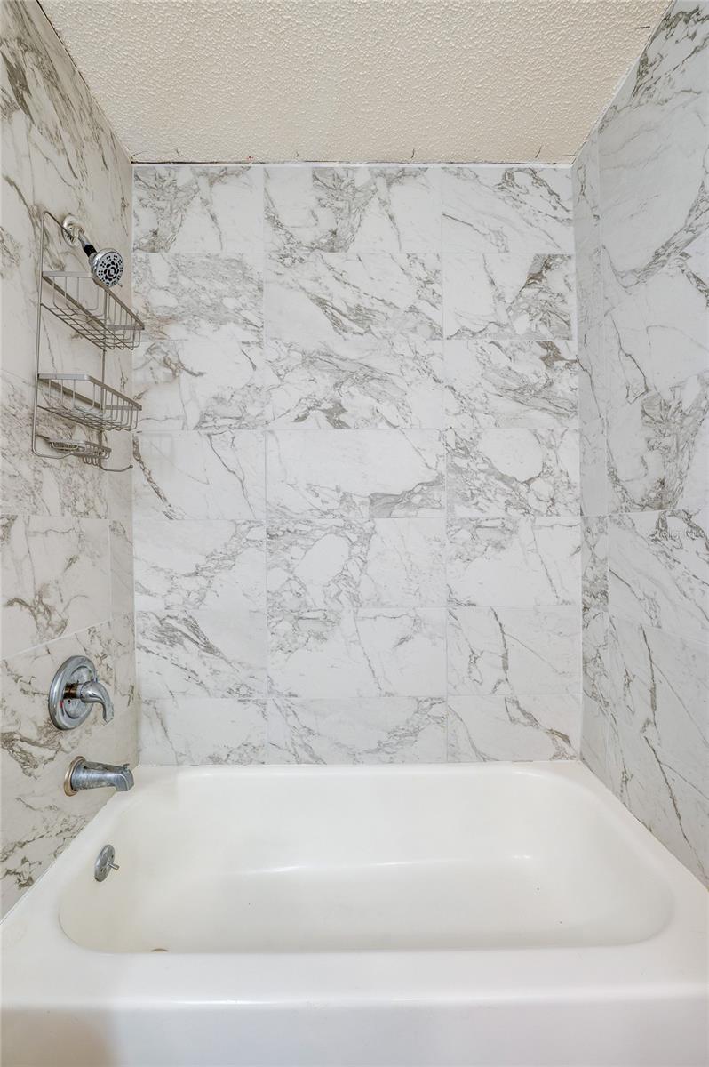 Image 24 of 25 For 1600 Big Tree Road I3