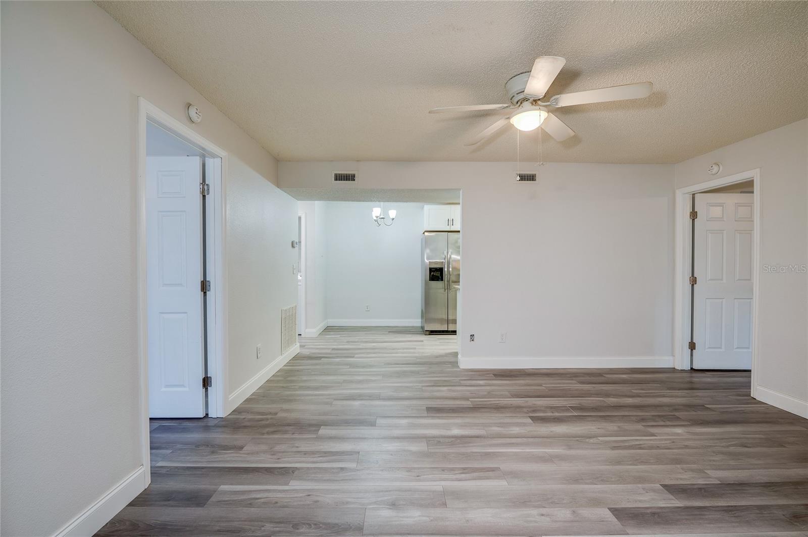 Image 8 of 25 For 1600 Big Tree Road I3