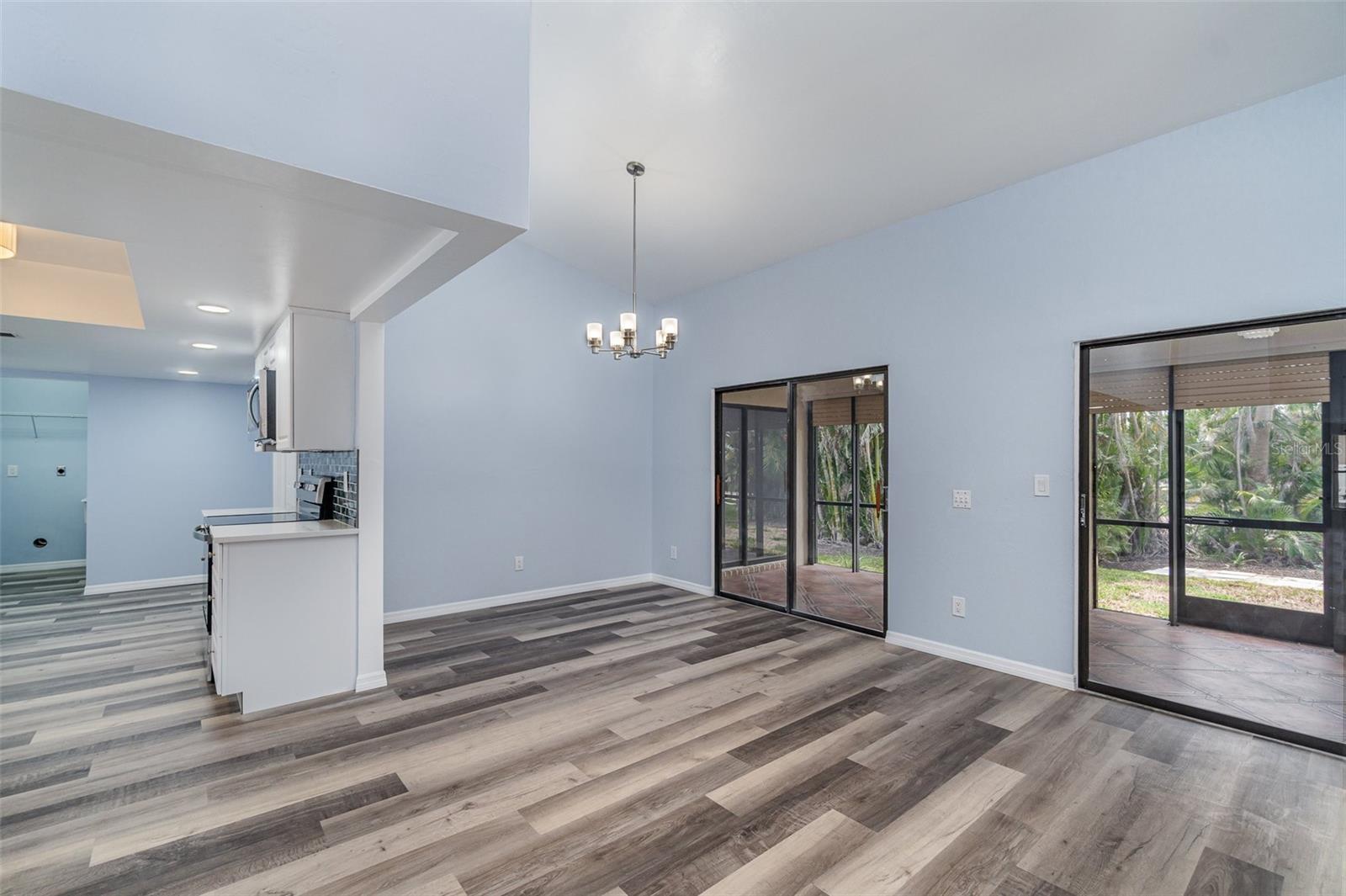 Image 11 of 54 For 12601 Kelly Palm Drive