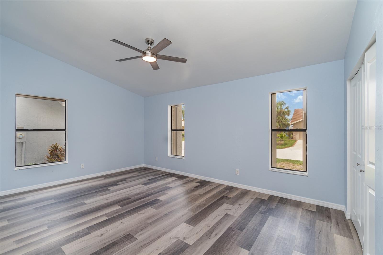 Image 27 of 54 For 12601 Kelly Palm Drive