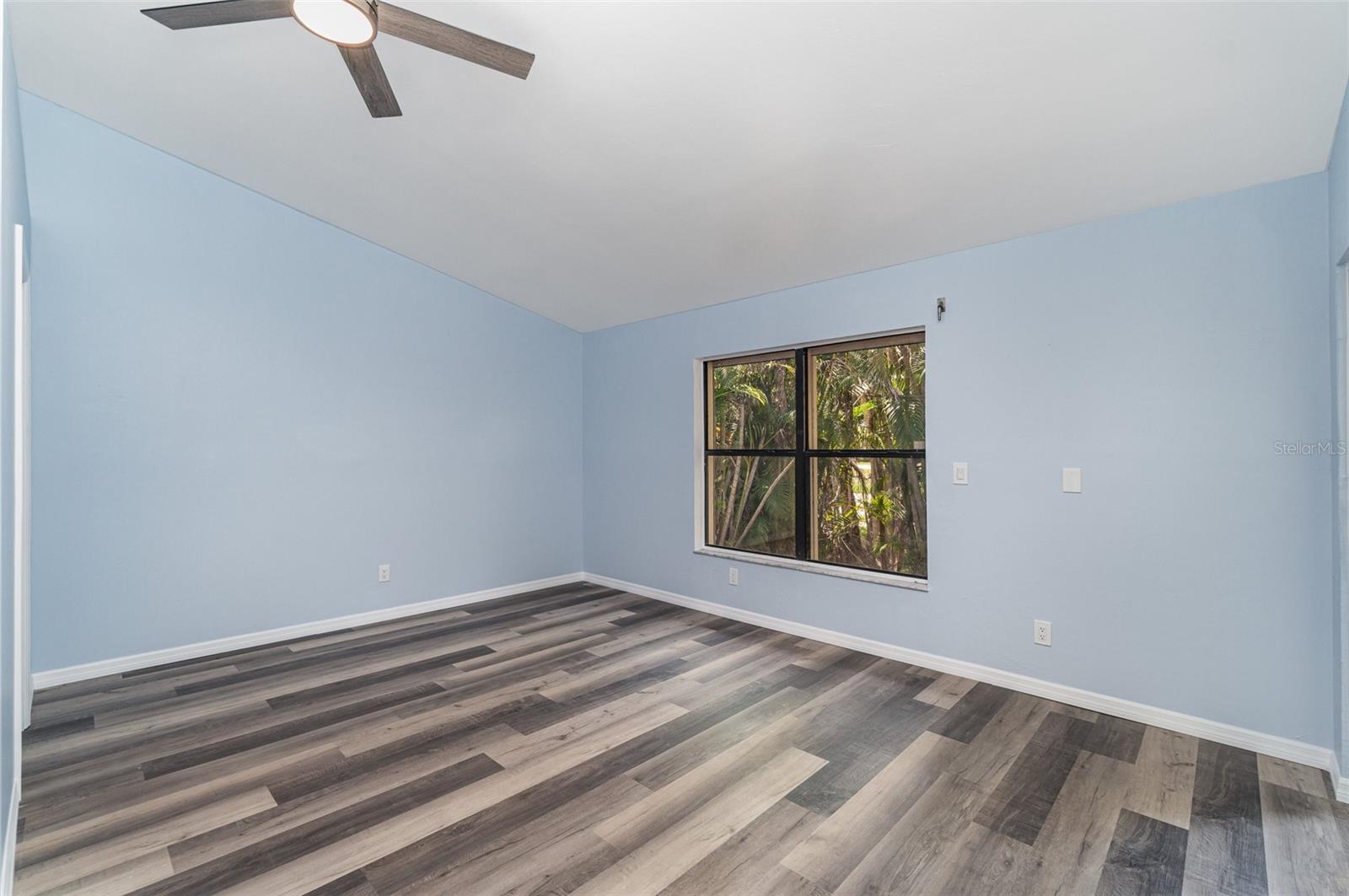 Image 31 of 54 For 12601 Kelly Palm Drive