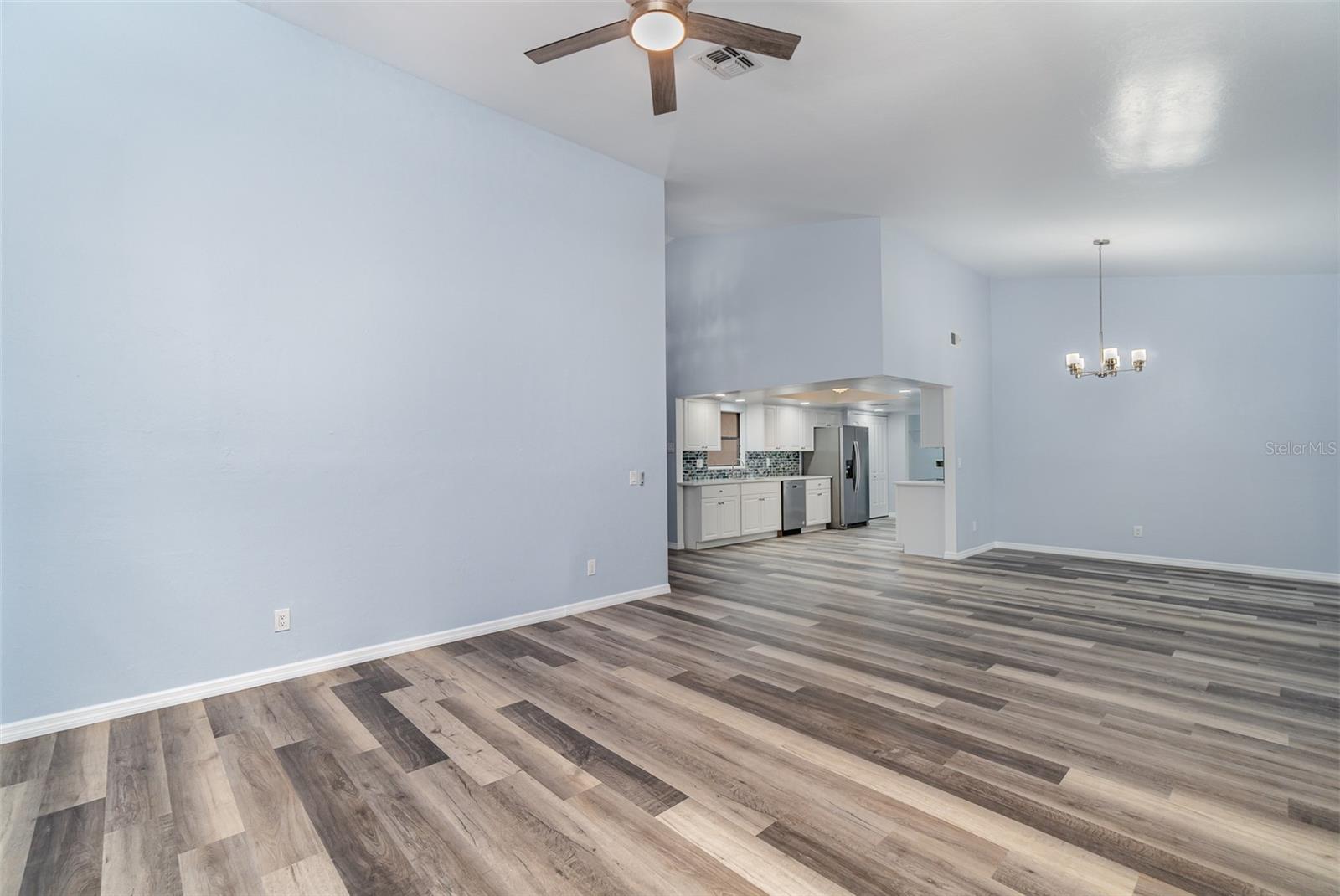 Image 7 of 54 For 12601 Kelly Palm Drive