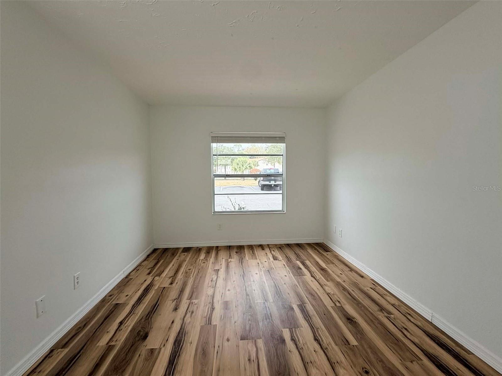 Image 9 of 28 For 411 Banana Cay Drive C