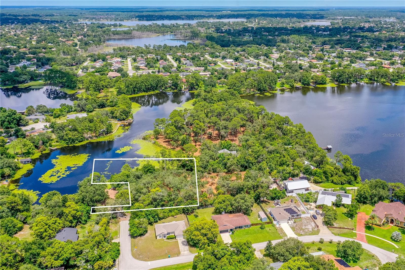 Image 2 of 8 For Twin Oak Street