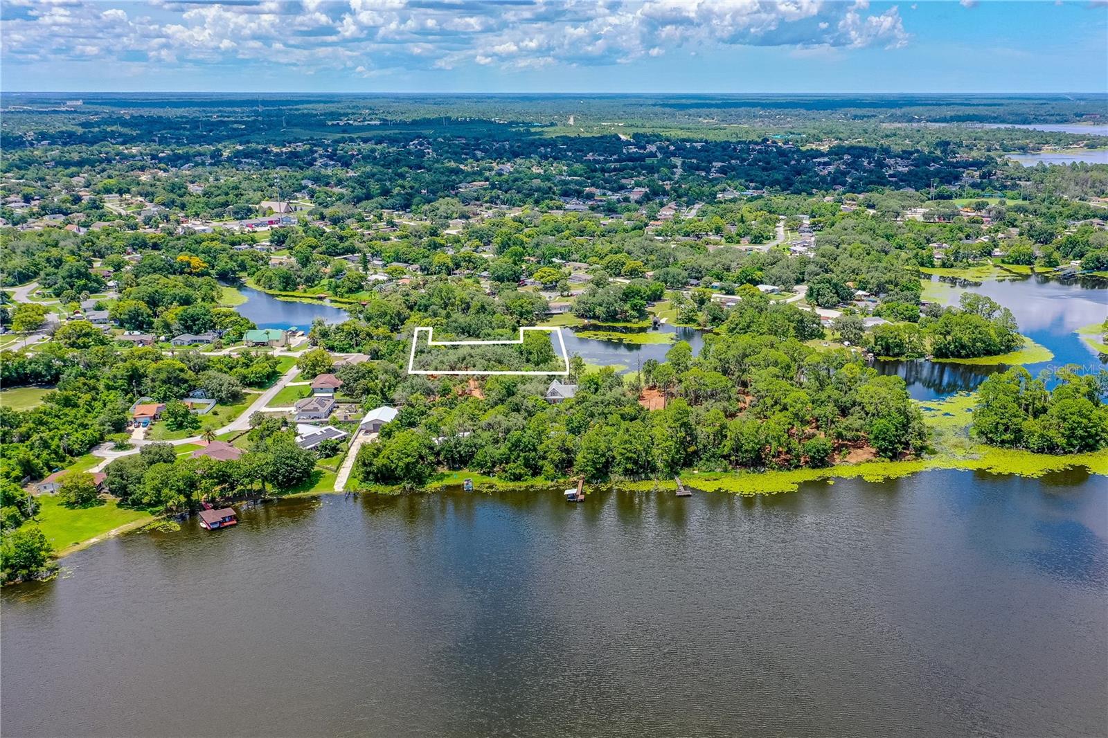 Image 4 of 8 For Twin Oak Street