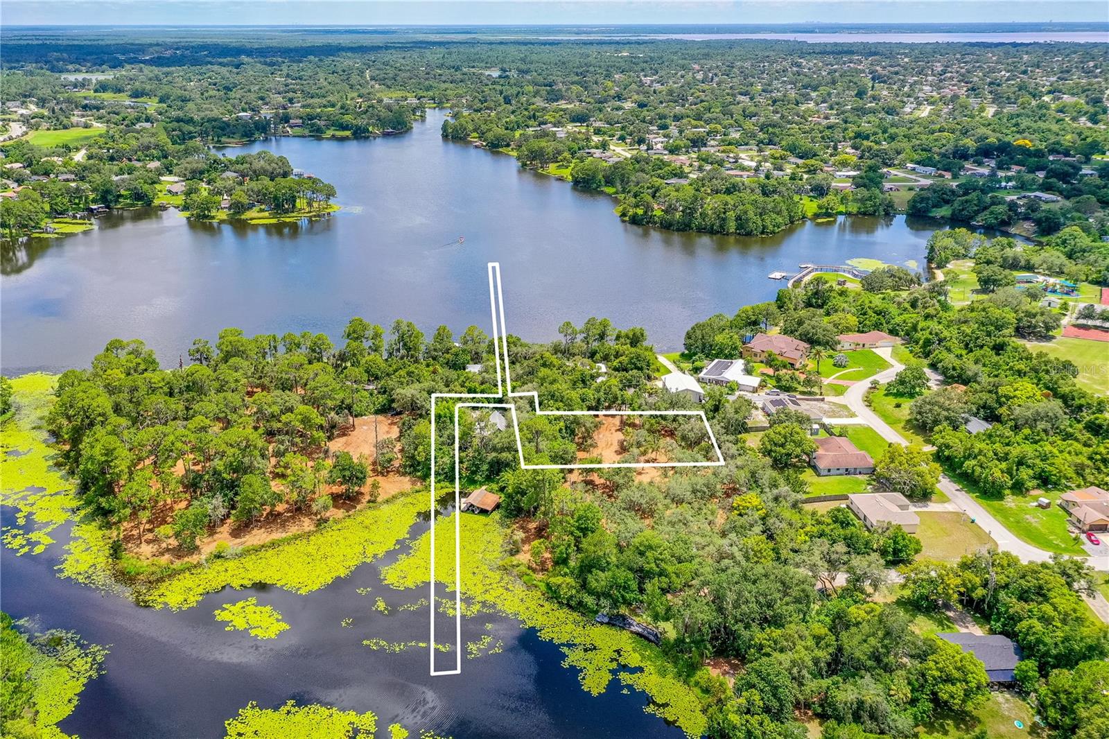 Image 3 of 11 For Twin Oak Street