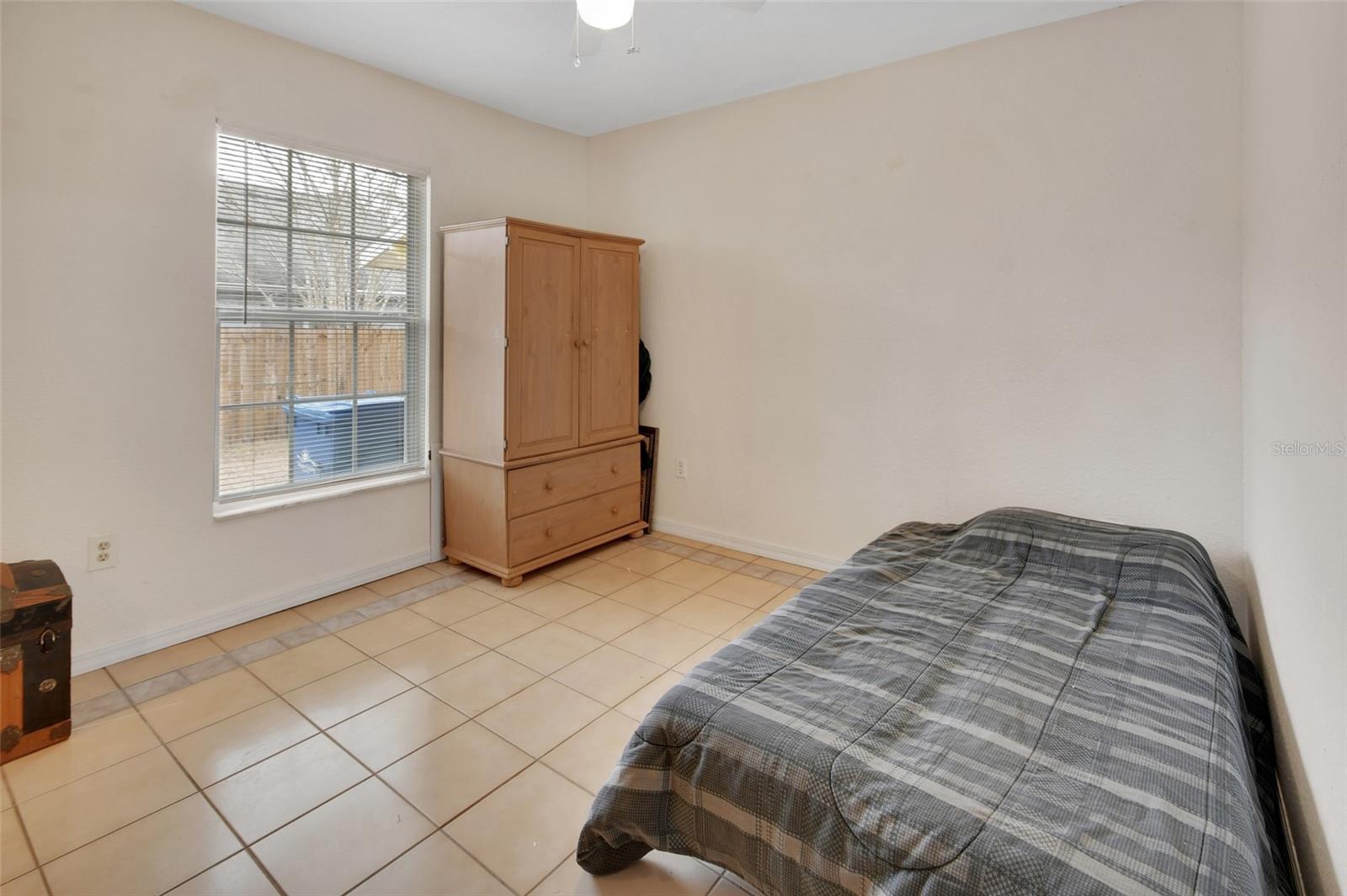 Listing photo id 10 for 1620 Ace Park Drive