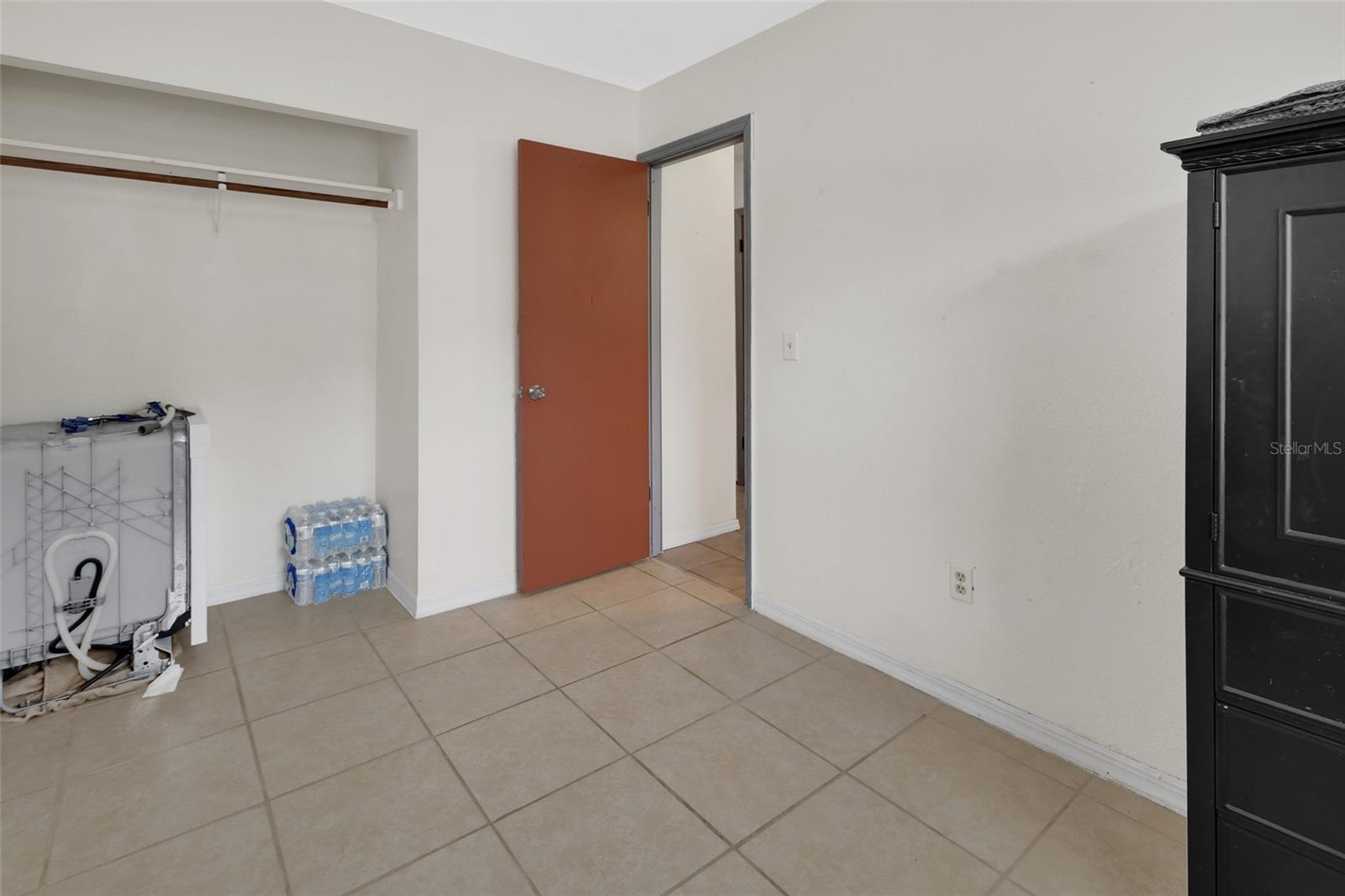 Listing photo id 17 for 1620 Ace Park Drive