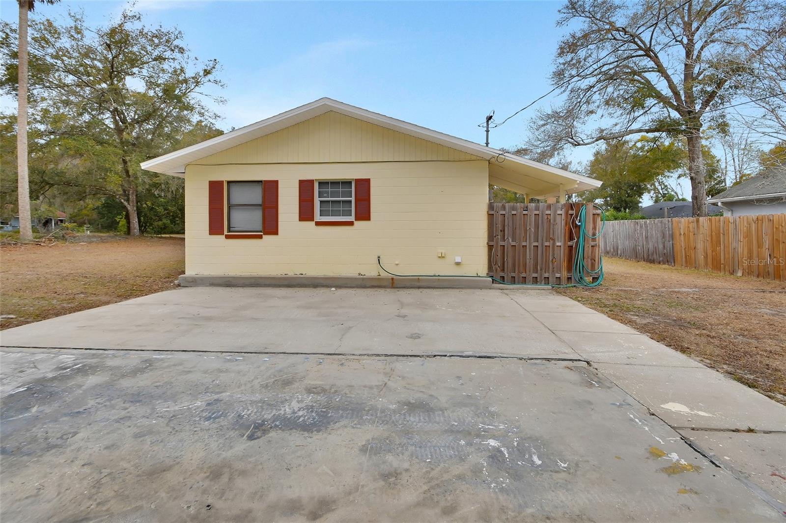 Listing photo id 19 for 1620 Ace Park Drive