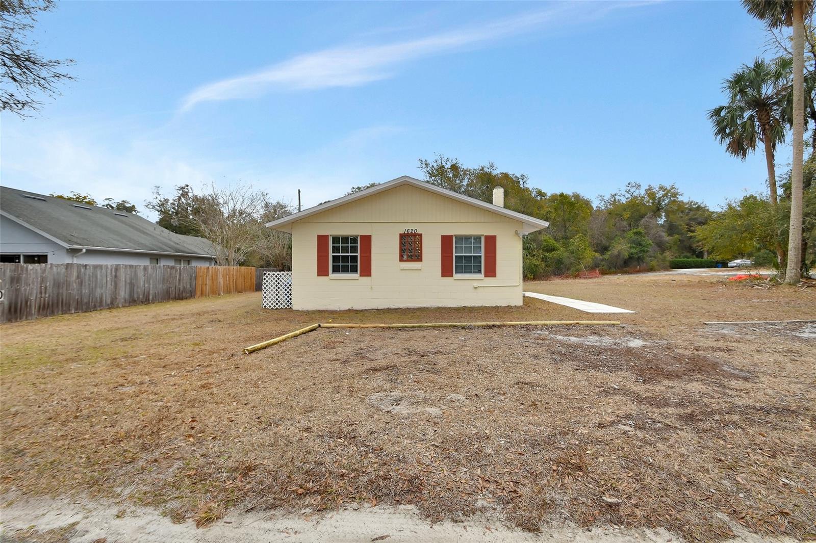 Listing photo id 22 for 1620 Ace Park Drive