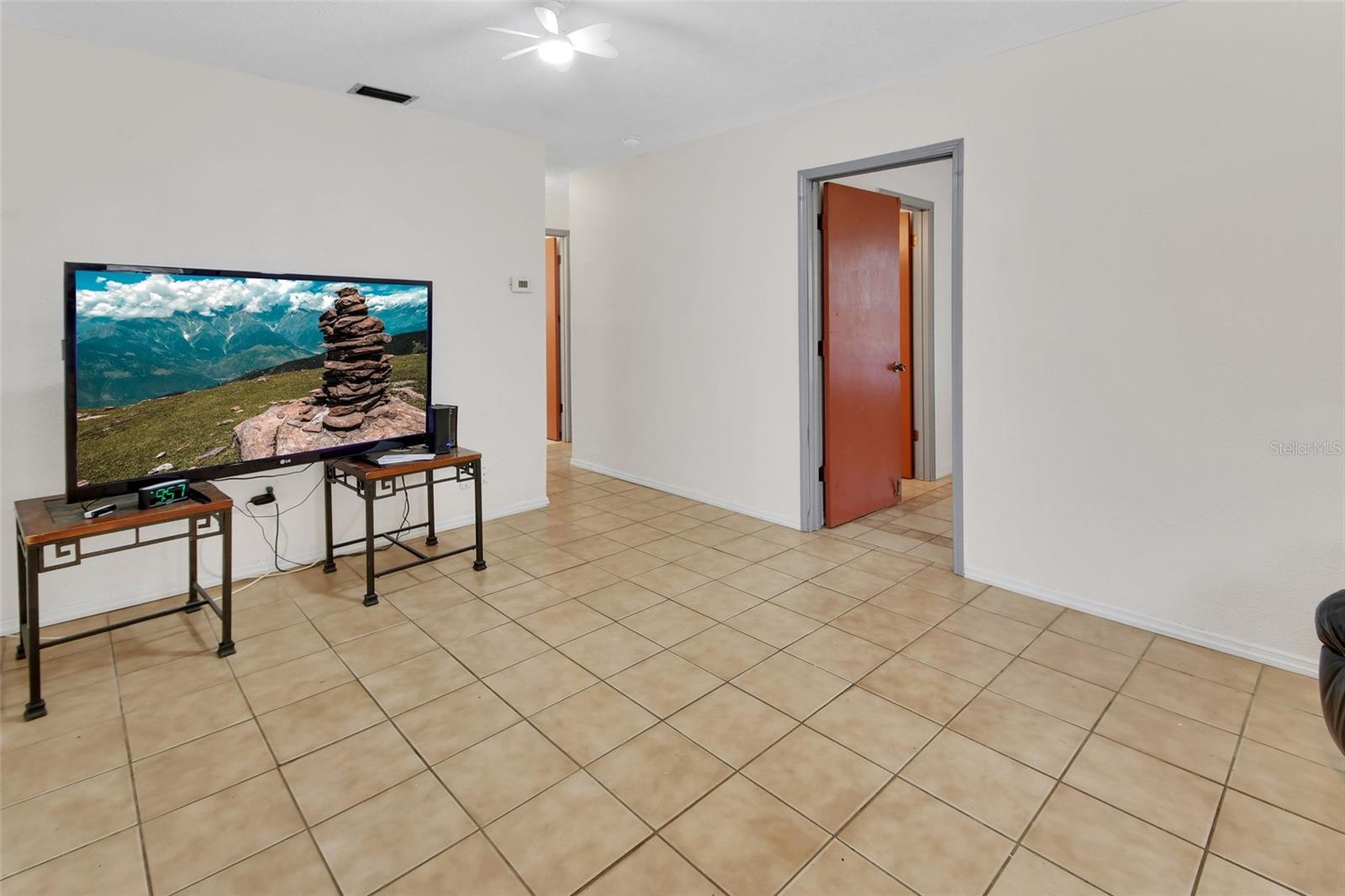 Listing photo id 1 for 1620 Ace Park Drive