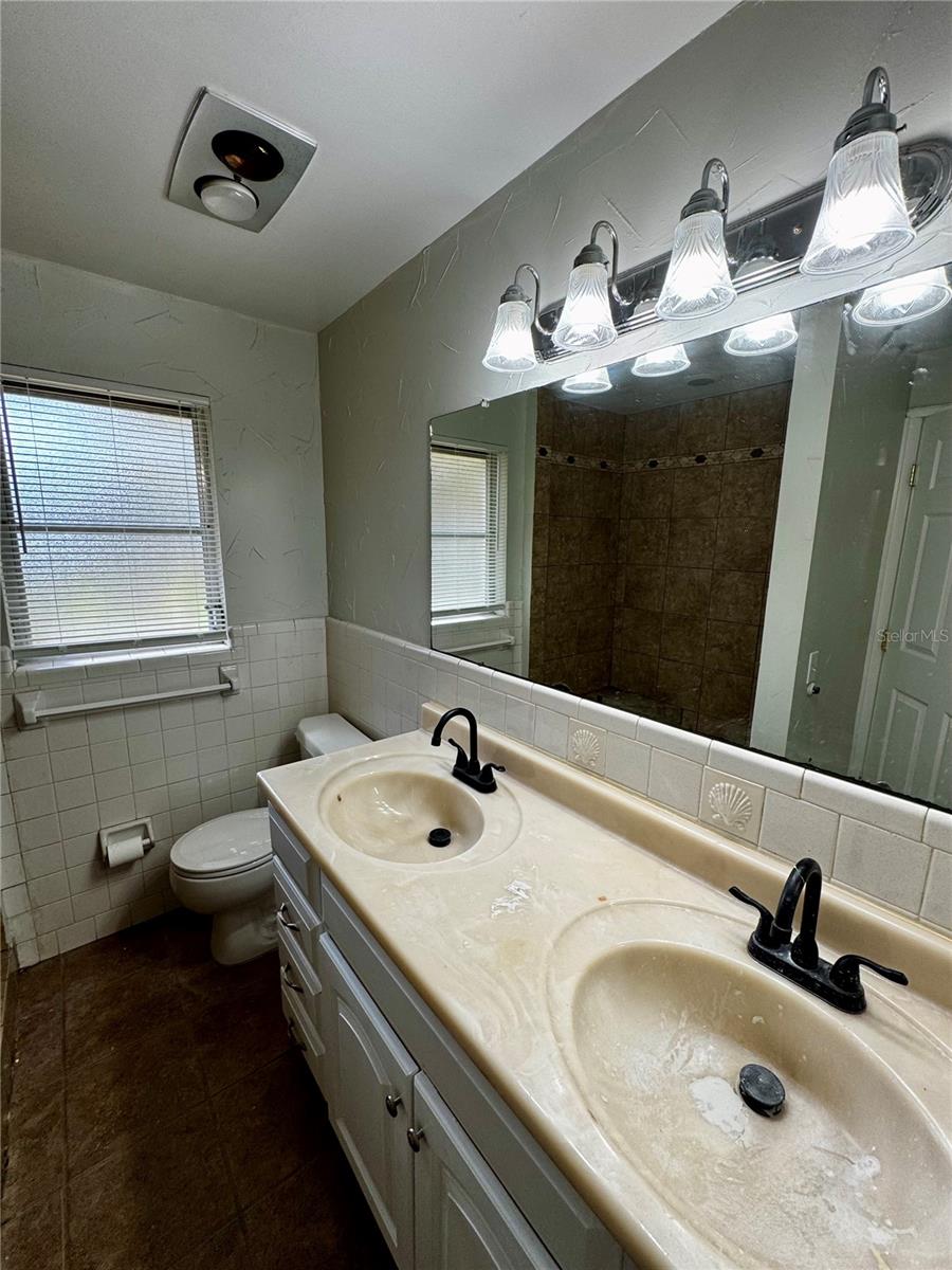 Image 14 of 22 For 6346 Saint Andrews Circle S