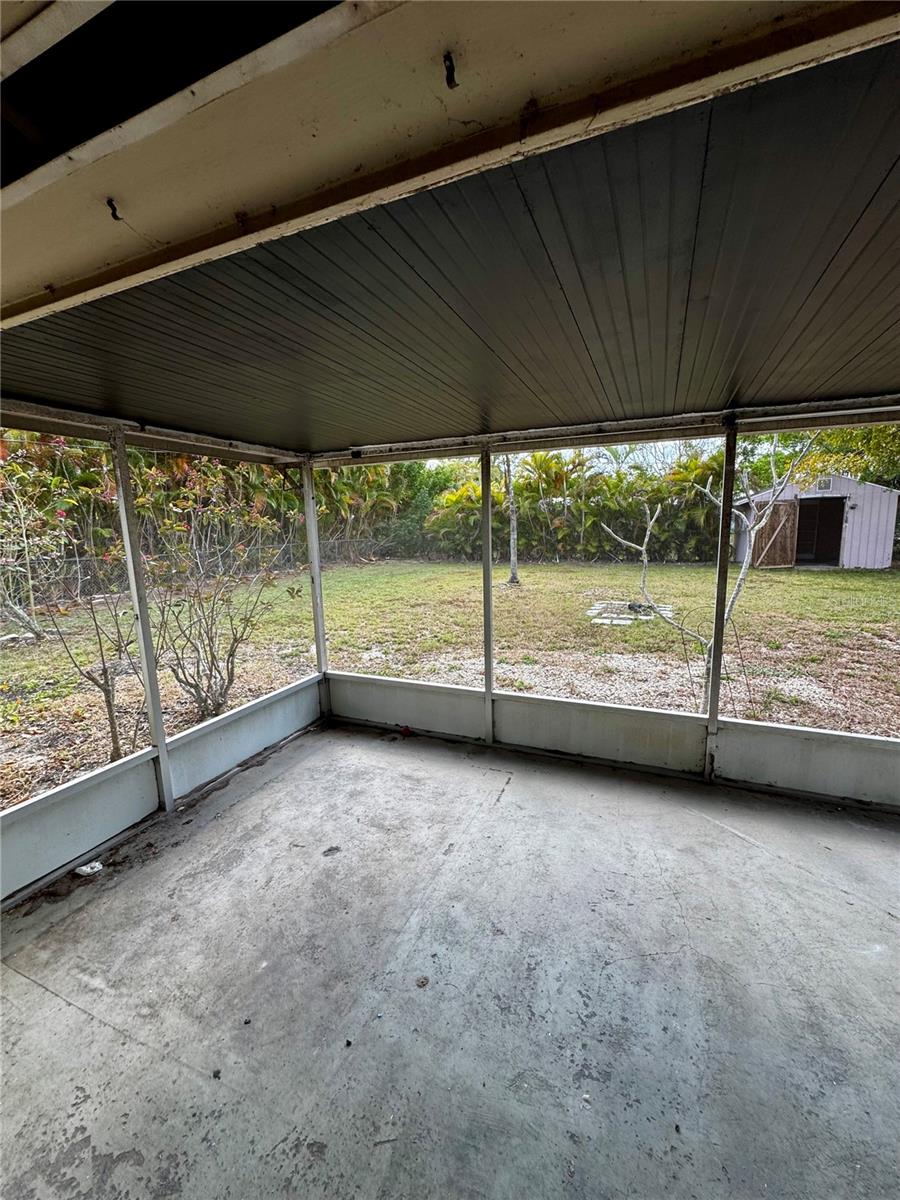 Image 17 of 22 For 6346 Saint Andrews Circle S